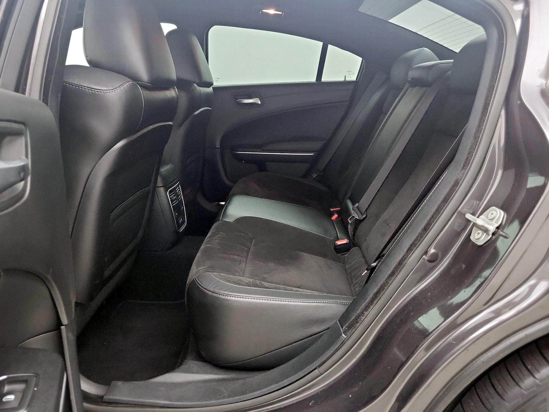 Thumbnail: 2020 Dodge Charger - 19