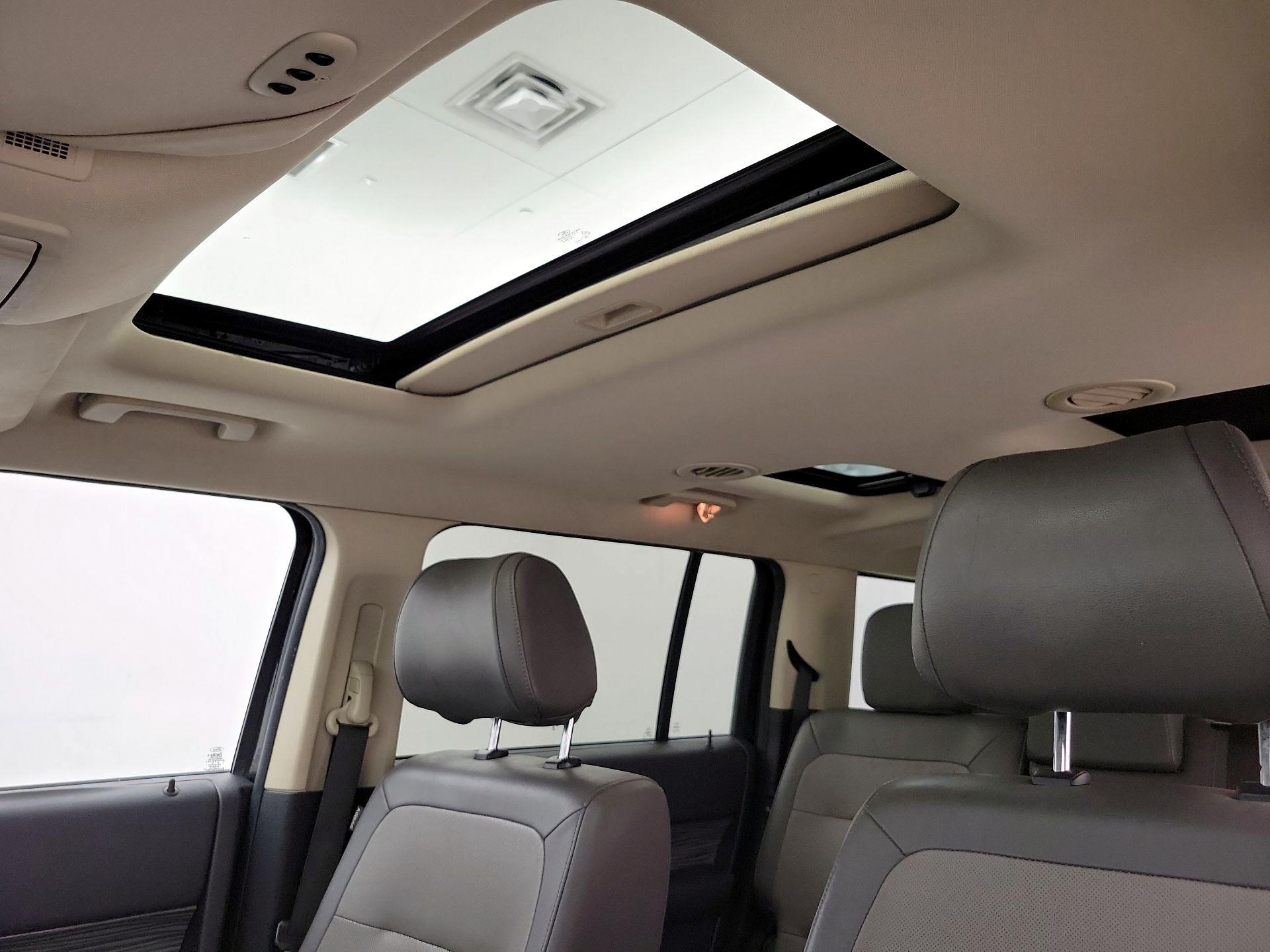 Thumbnail: 2018 Ford Flex - 20