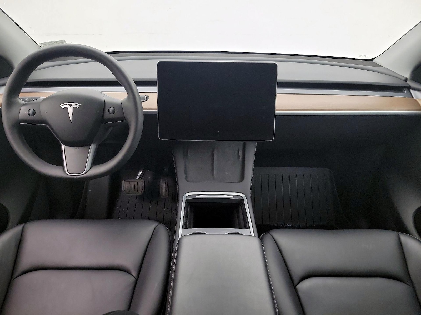 2024 Tesla Model Y Long Range - Photo 10
