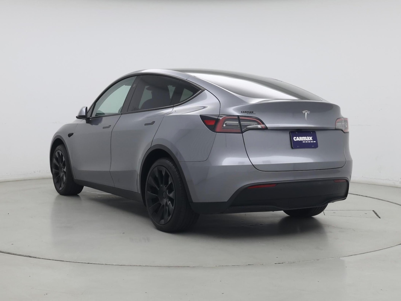 2024 Tesla Model Y Long Range - Photo 3