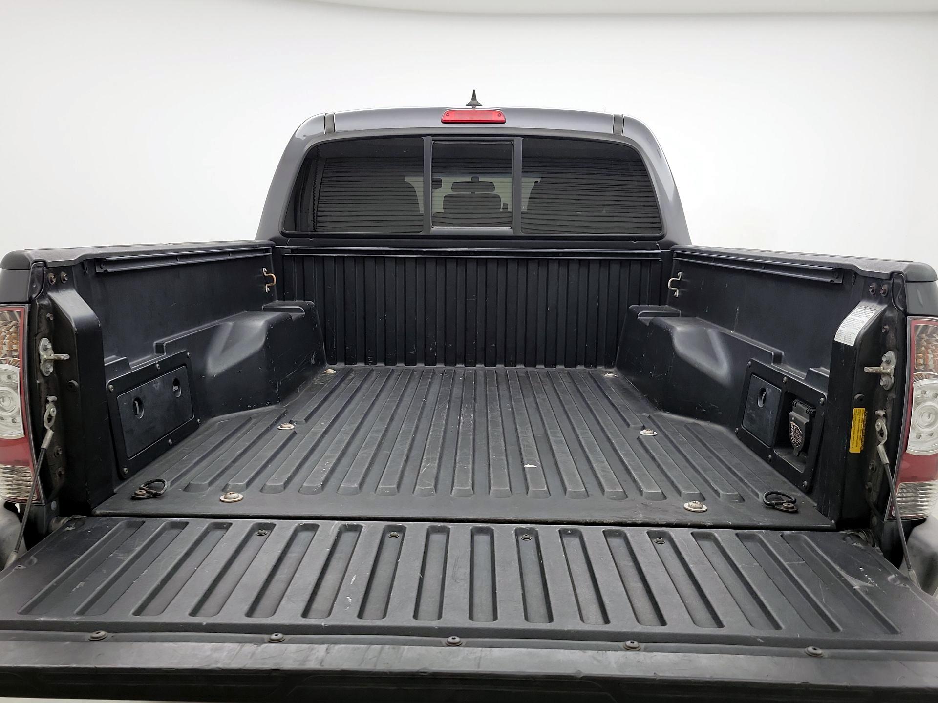 Thumbnail: 2014 Toyota Tacoma - 20