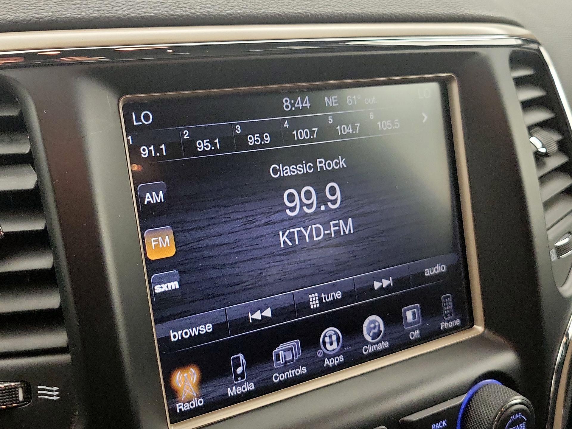 Thumbnail: 2017 Jeep Grand Cherokee - 15