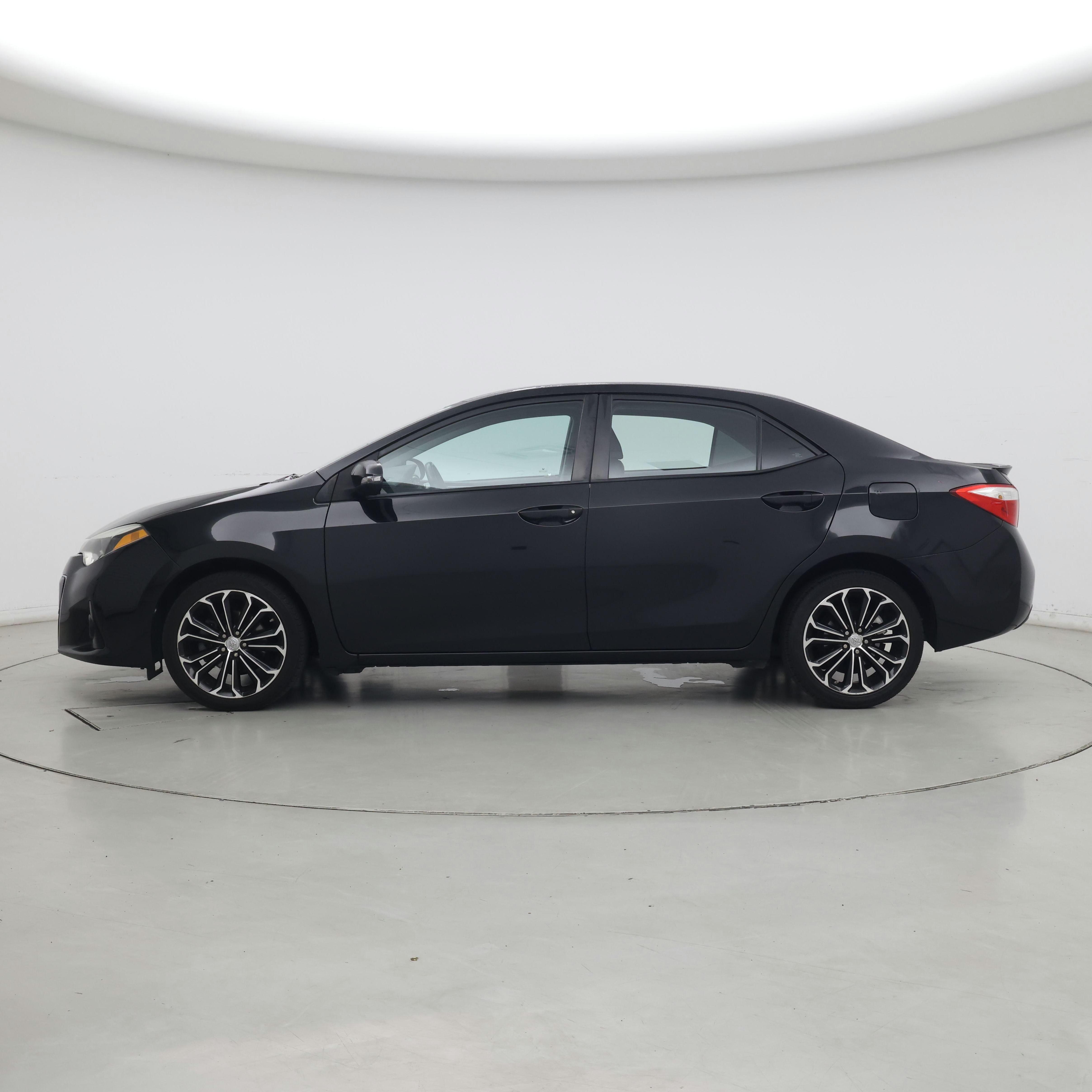 Thumbnail: 2015 Toyota Corolla - 3