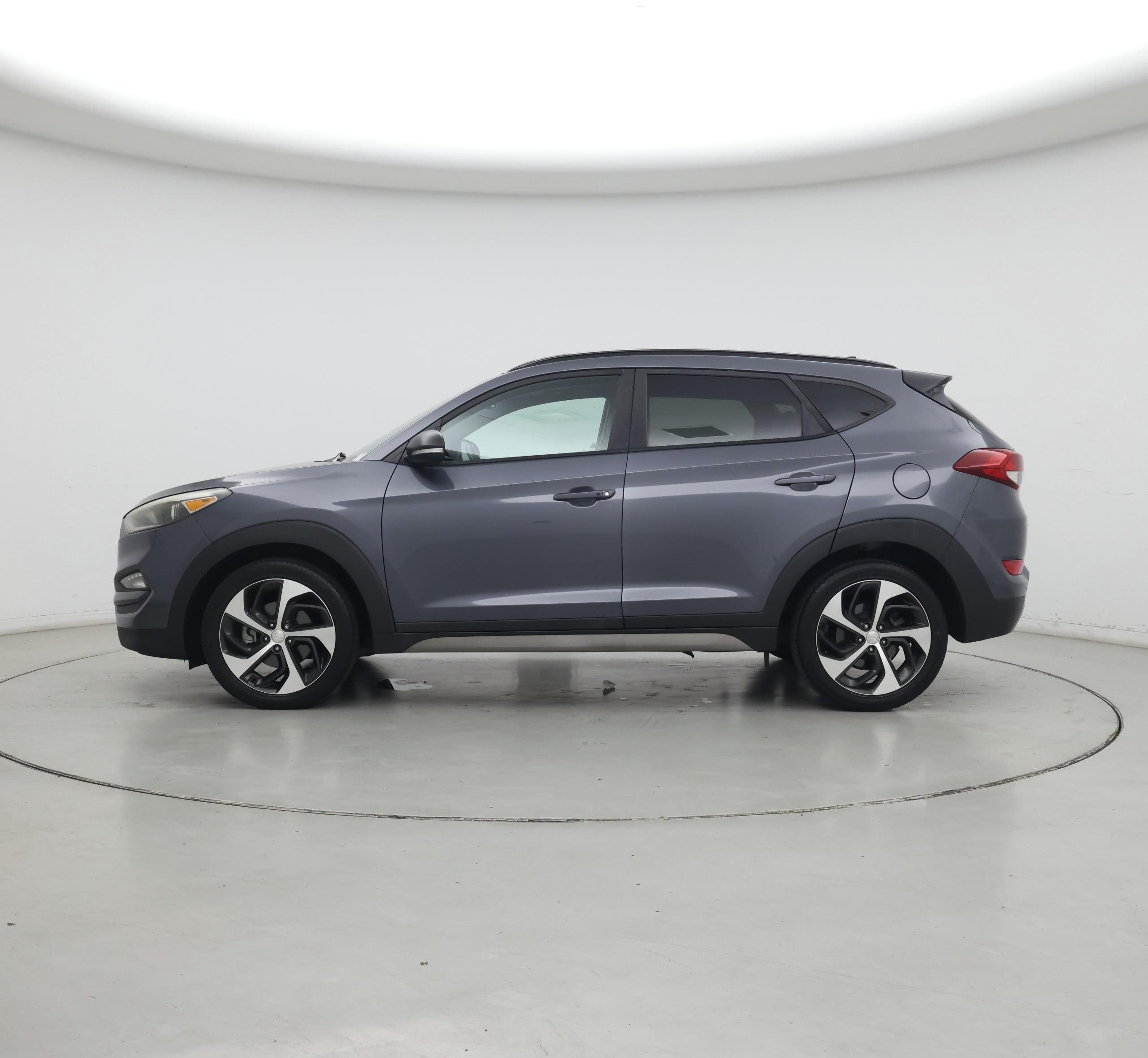 Thumbnail: 2018 Hyundai Tucson - 3