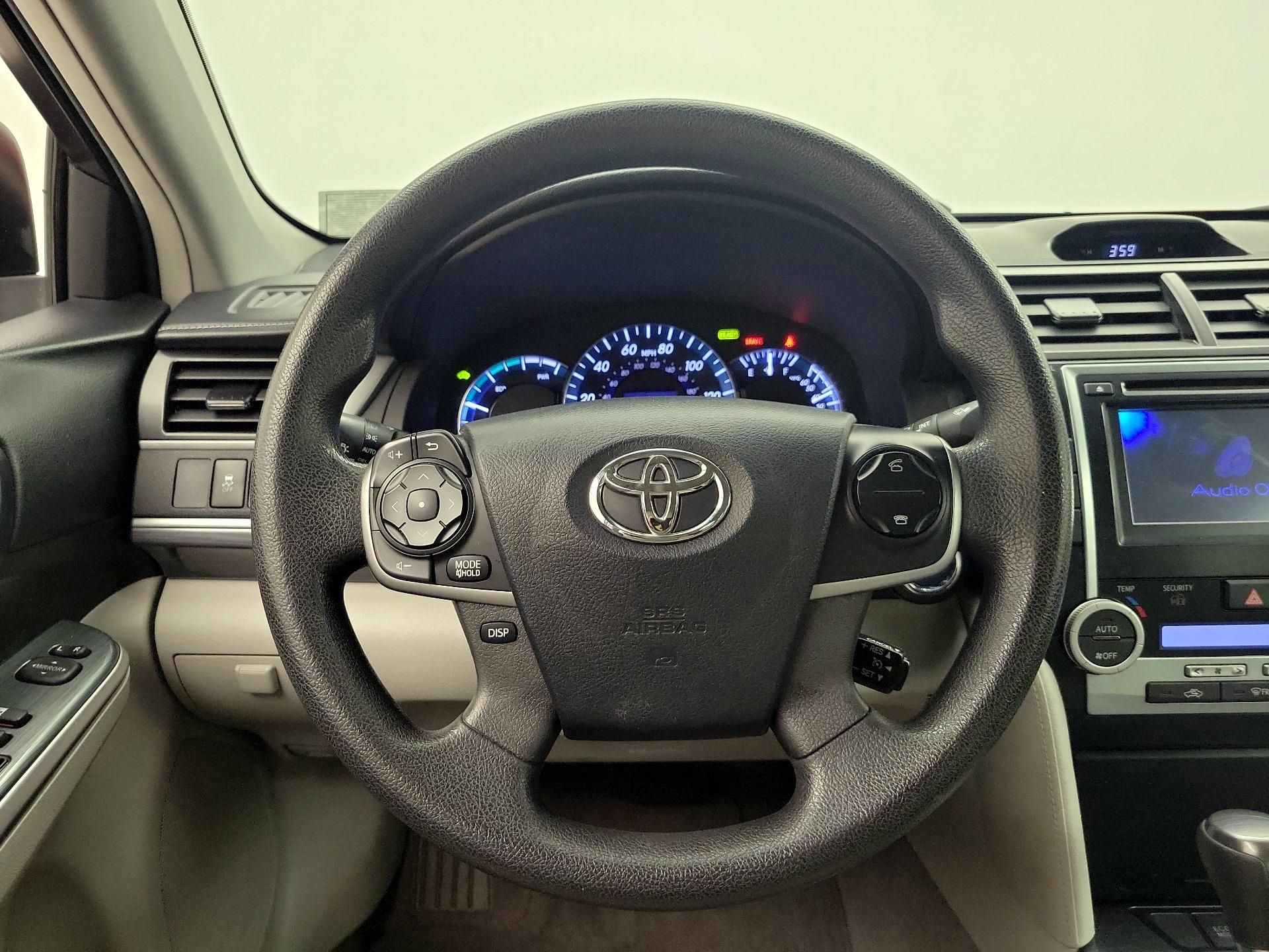 Thumbnail: 2014 Toyota Camry - 10