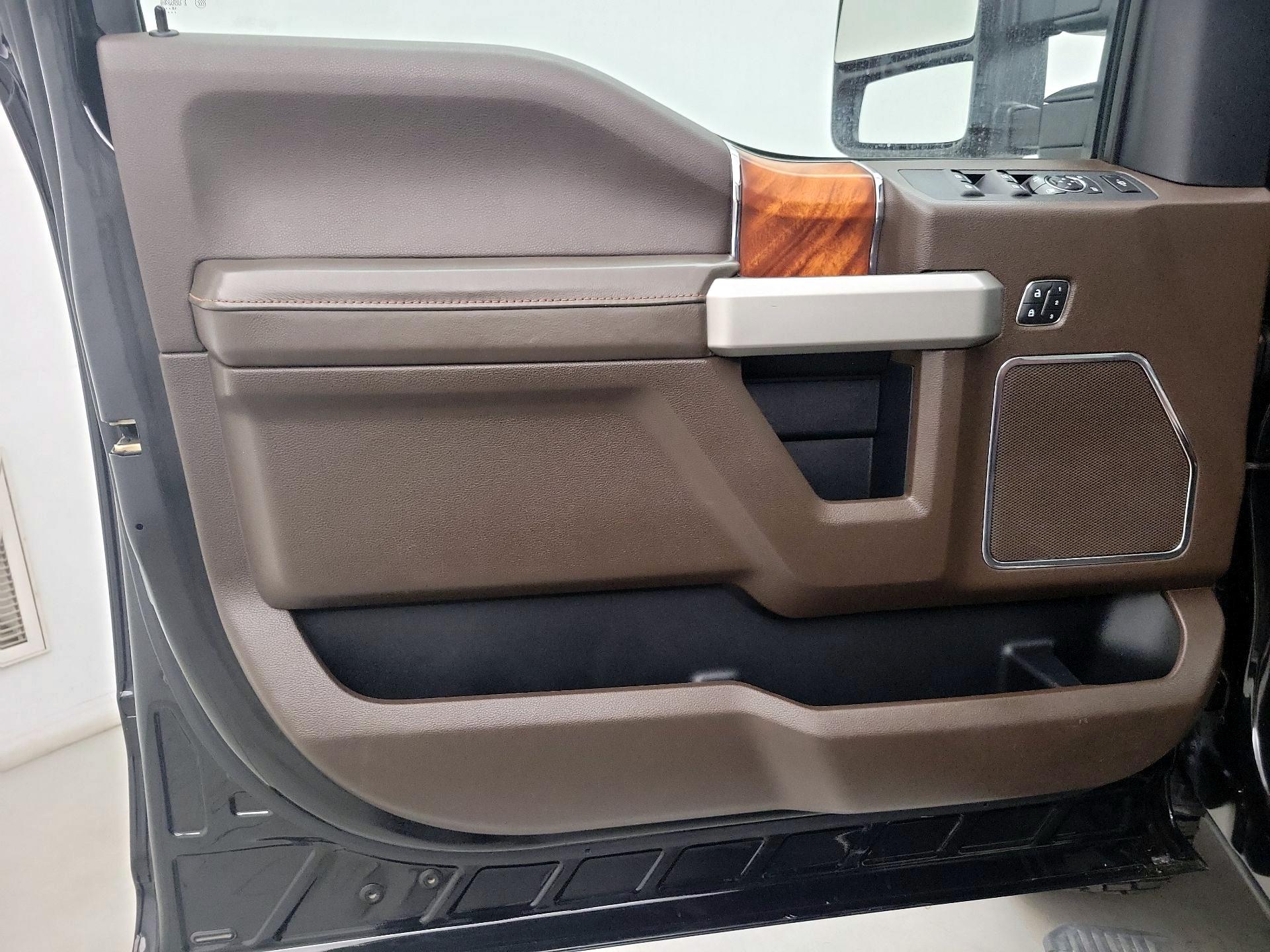 Thumbnail: 2019 Ford F-250 - 12