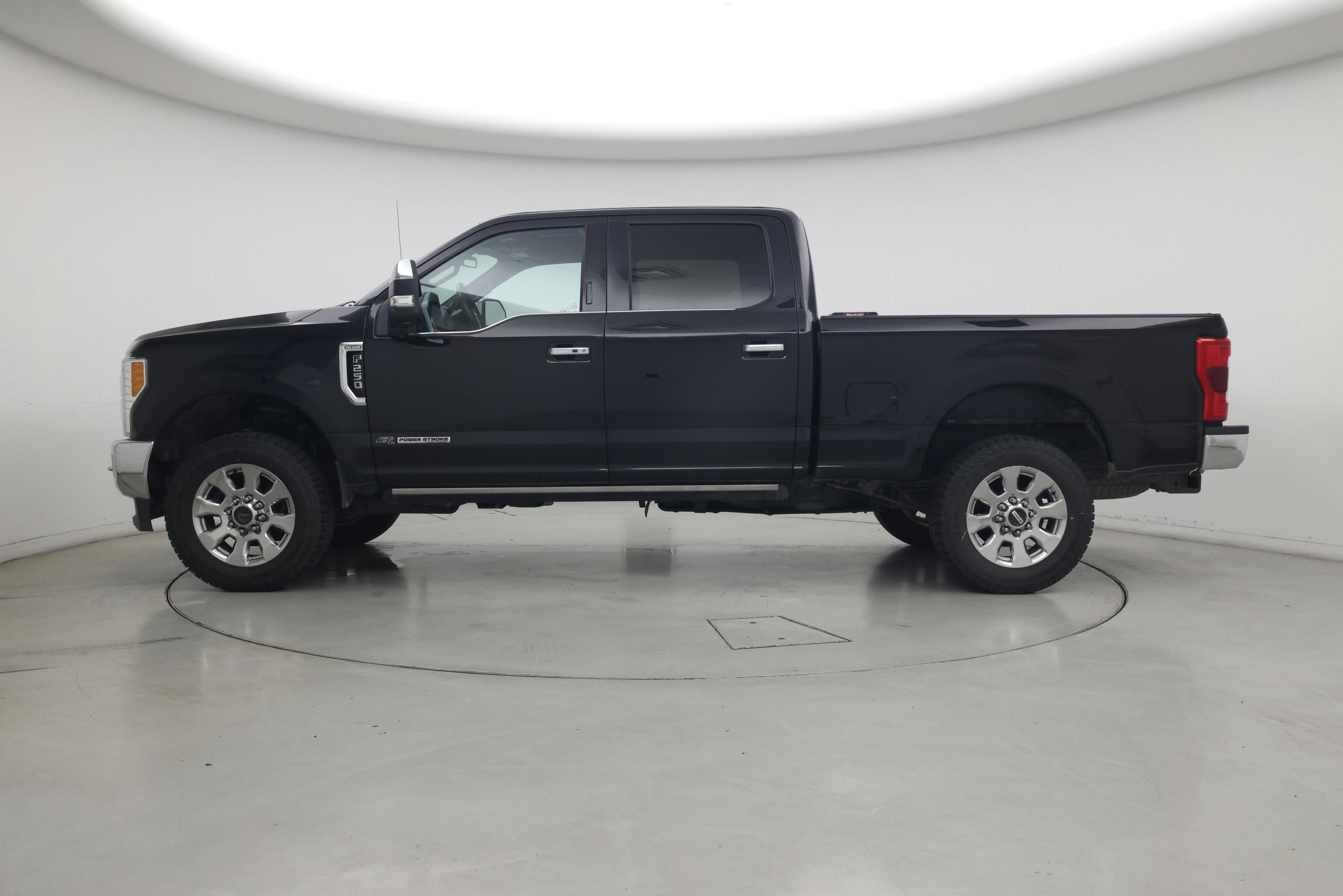 Thumbnail: 2019 Ford F-250 - 3