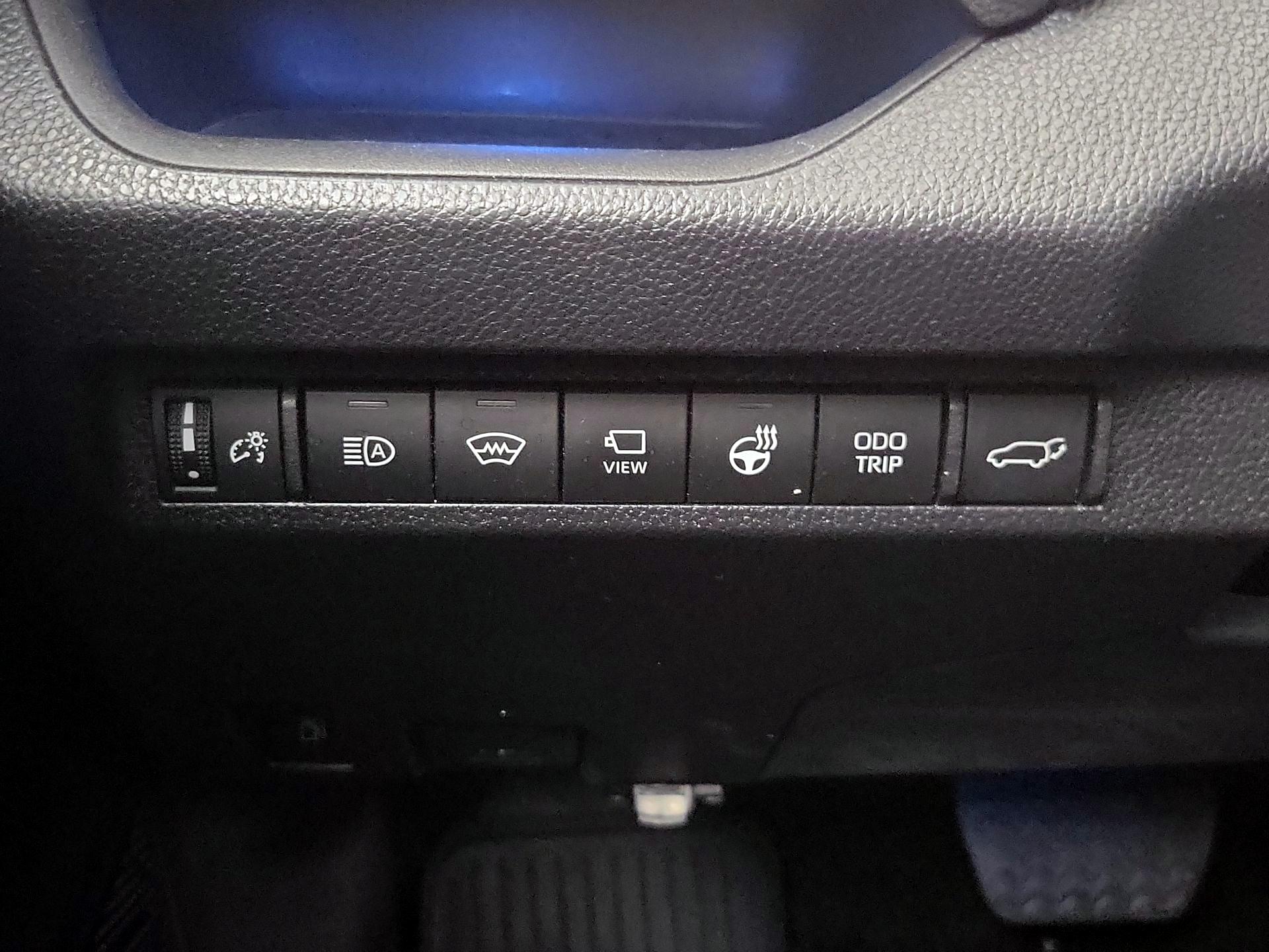 Thumbnail: 2023 Toyota RAV4 - 13