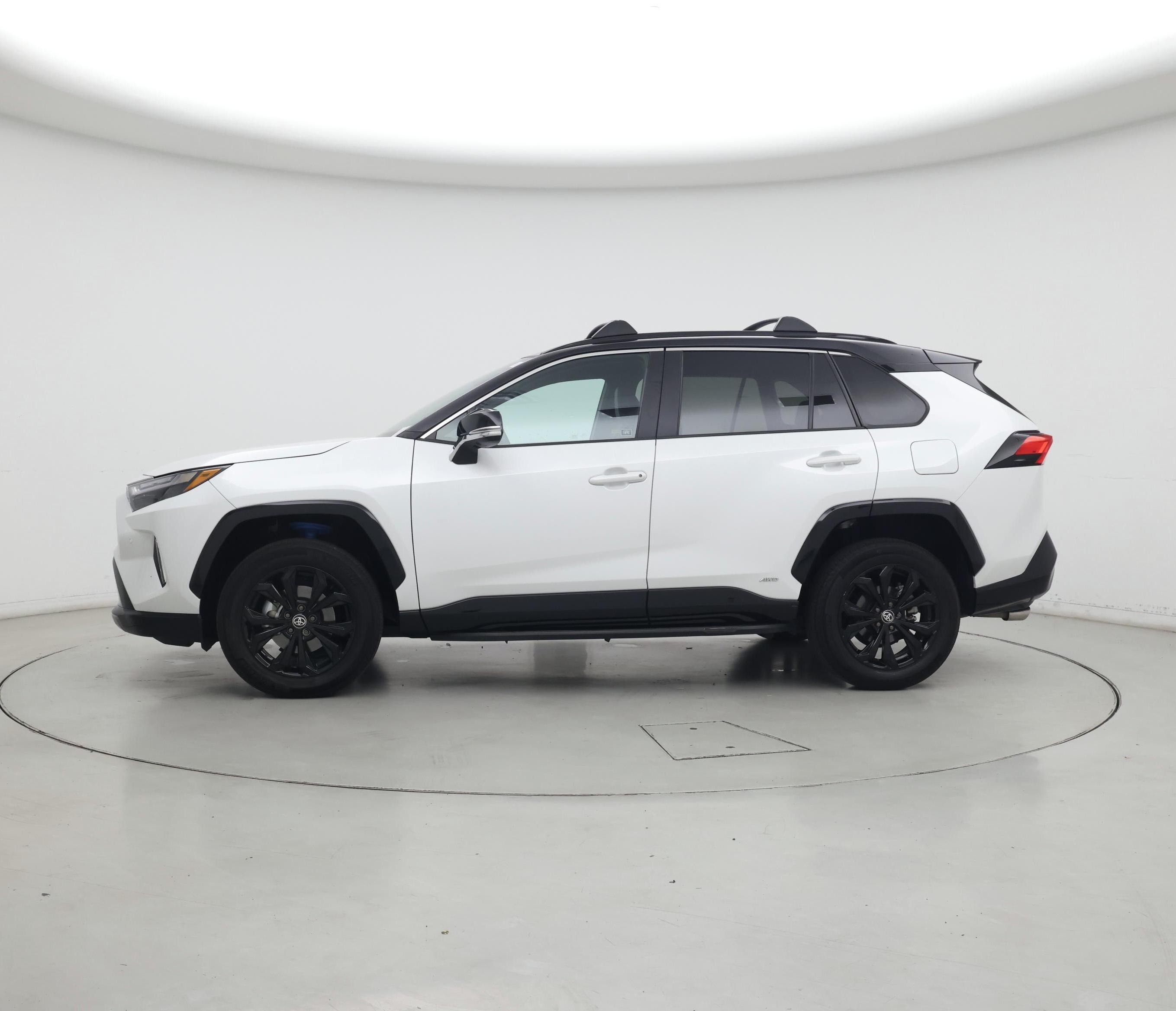 Thumbnail: 2023 Toyota RAV4 - 3