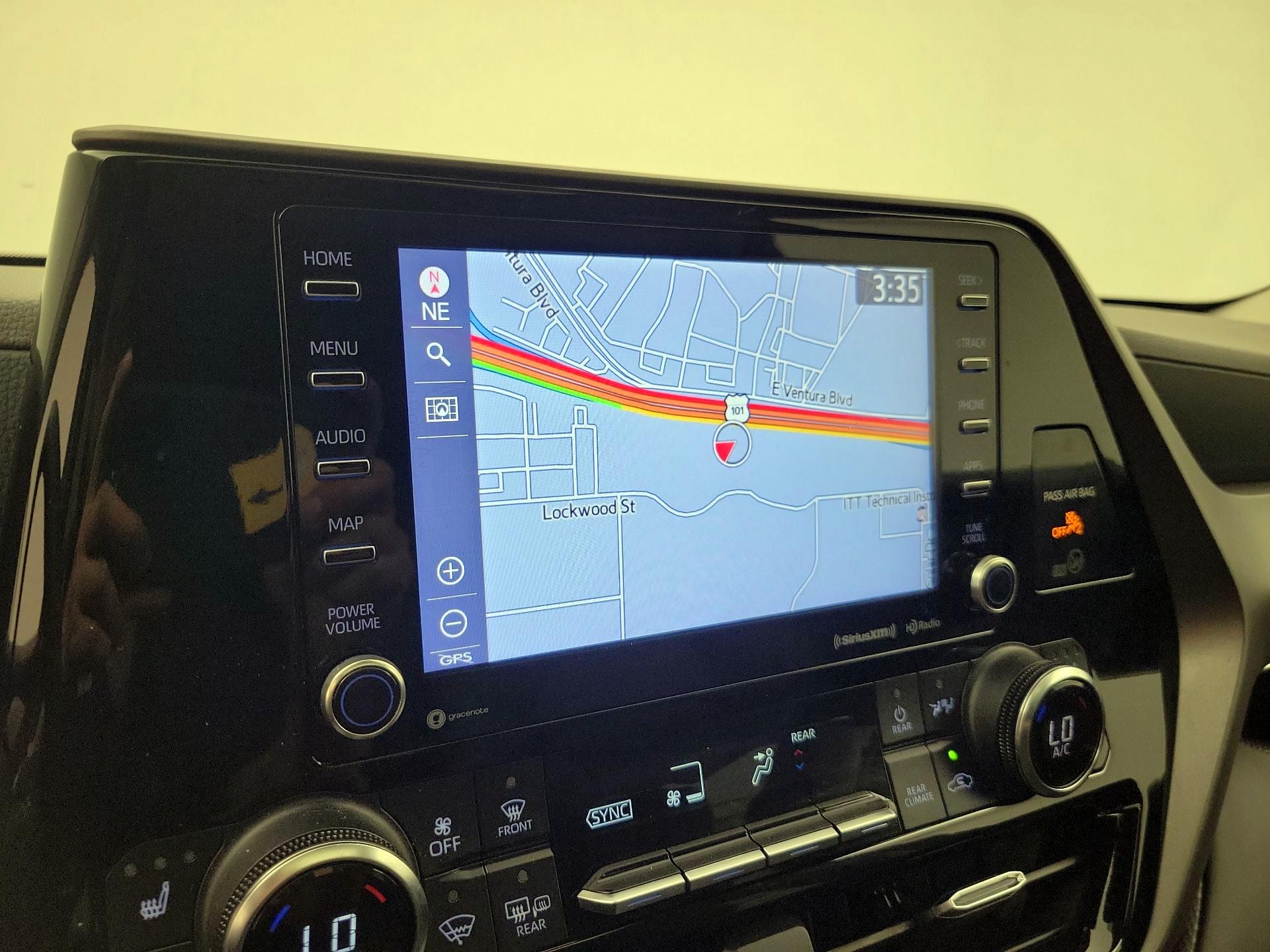 Thumbnail: 2022 Toyota Highlander - 14