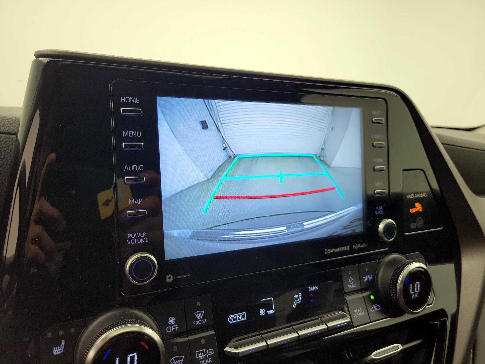 Thumbnail: 2022 Toyota Highlander - 15