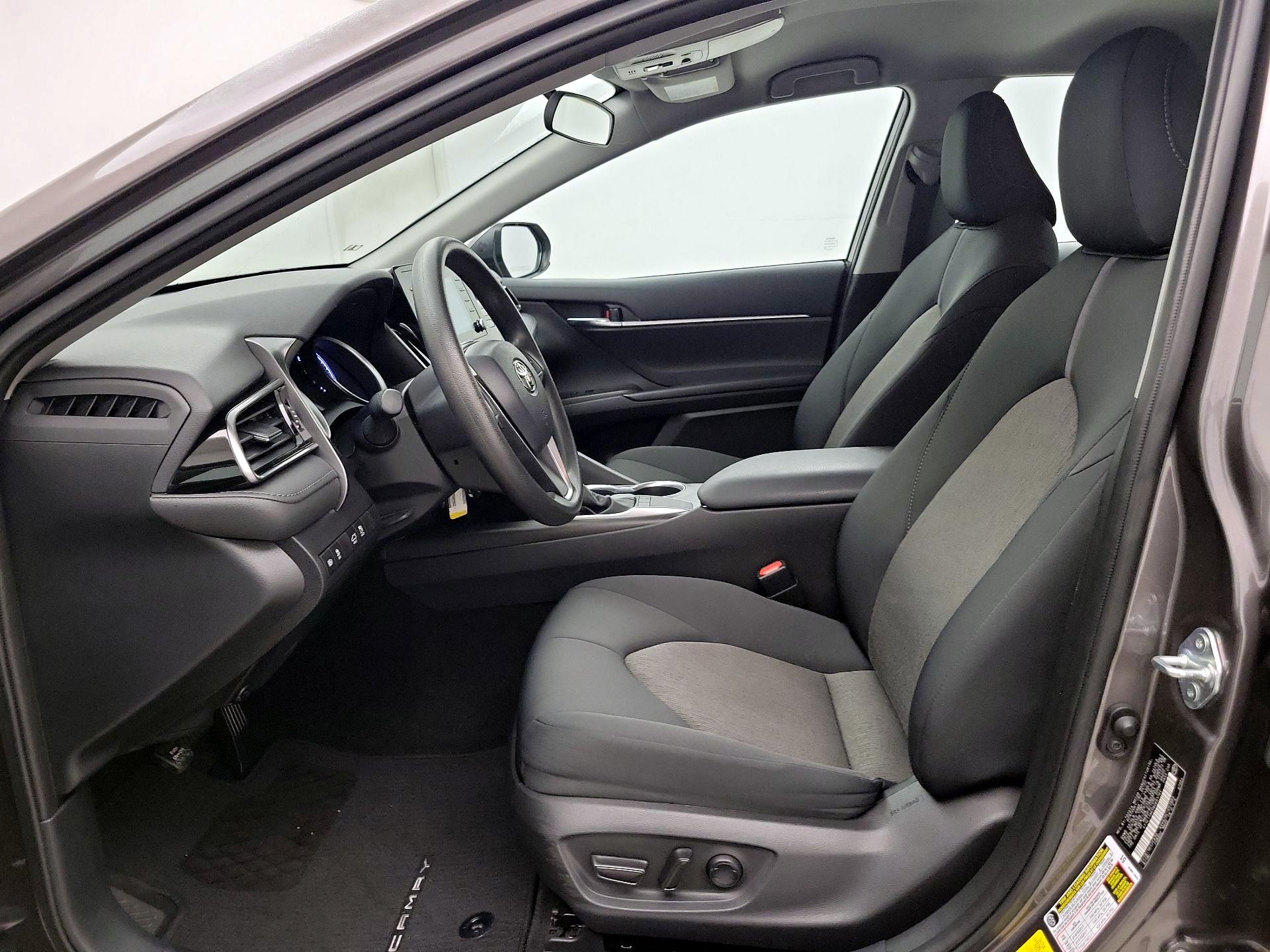 Thumbnail: 2022 Toyota Camry - 11