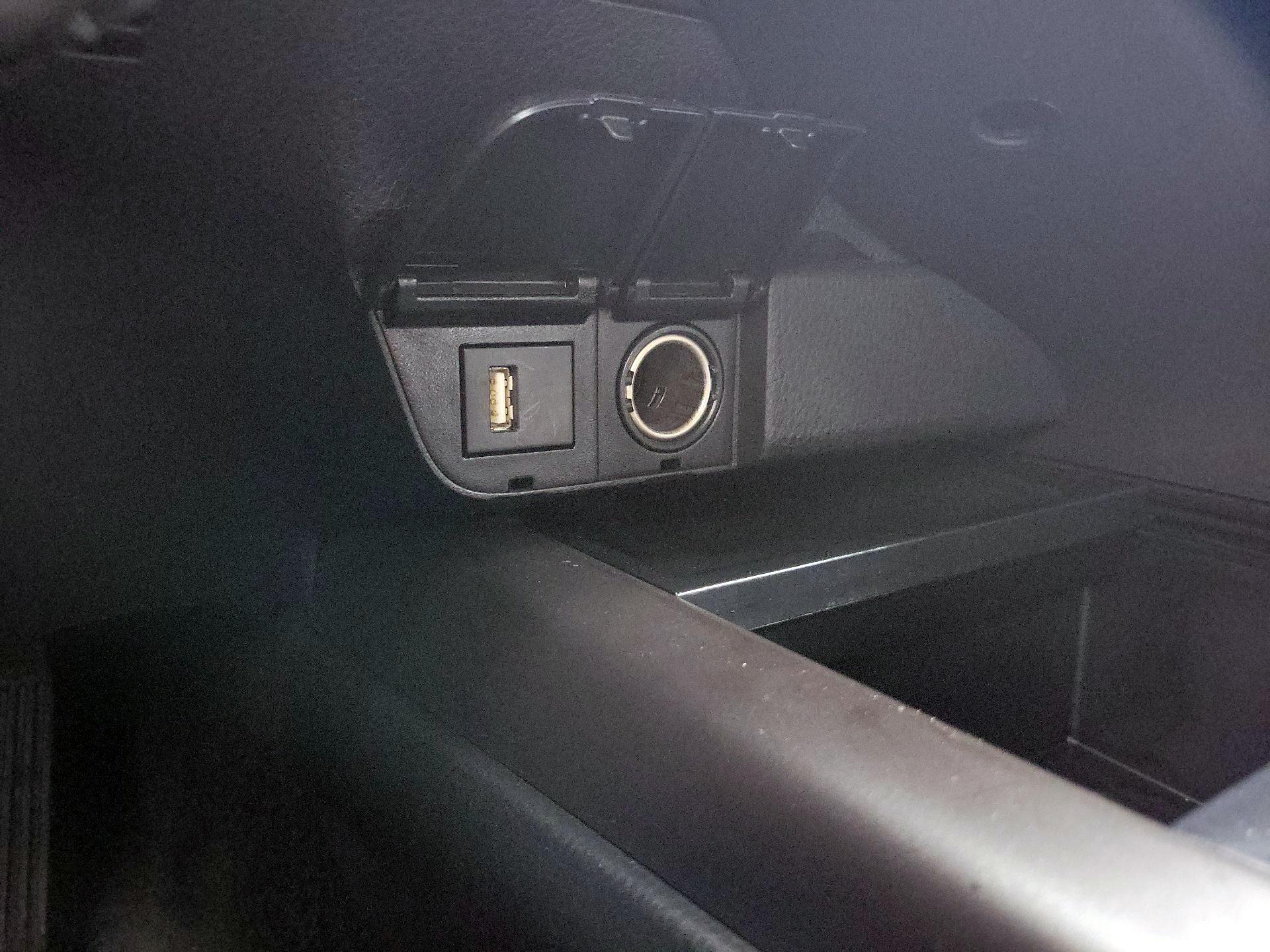 Thumbnail: 2022 Toyota Camry - 18