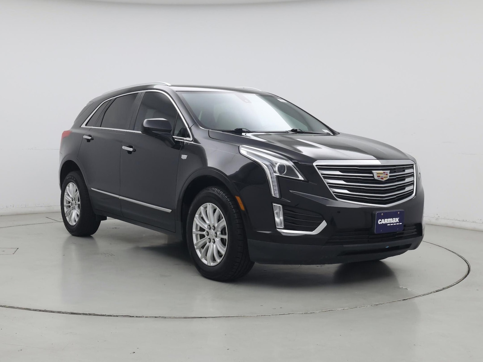 2018 Cadillac XT5 Base - Photo 2