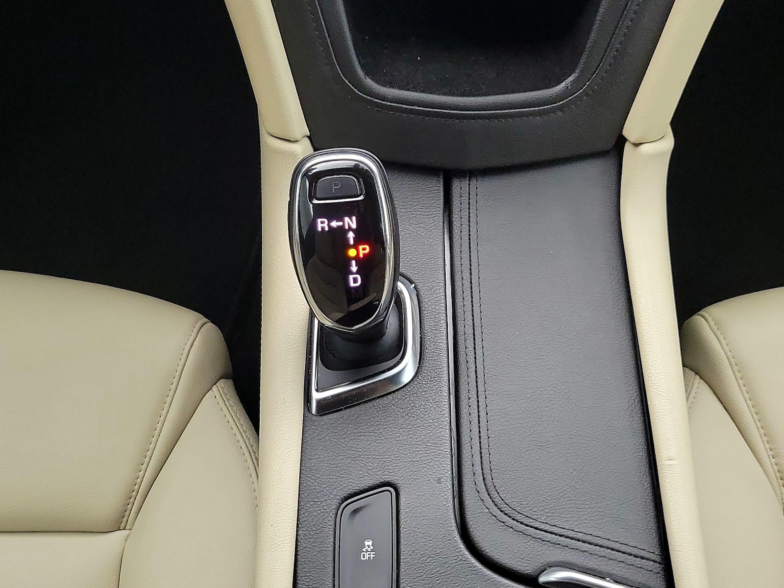 2018 Cadillac XT5 Base - Photo 18