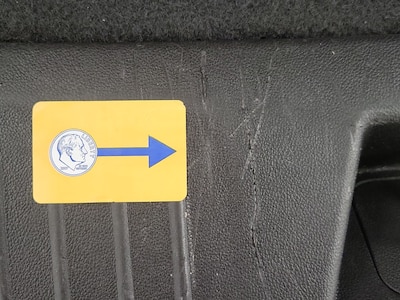 Trunk Rear row Cosmetic Imperfection