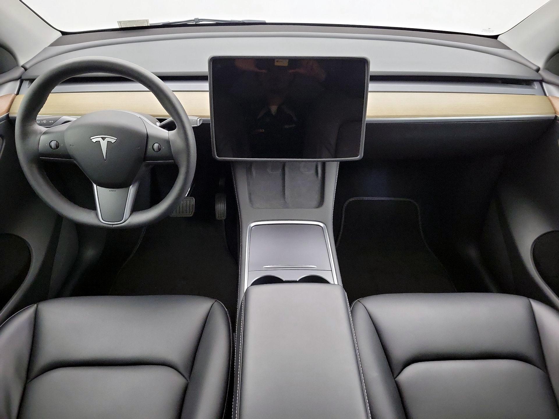 Thumbnail: 2023 Tesla Model Y - 9