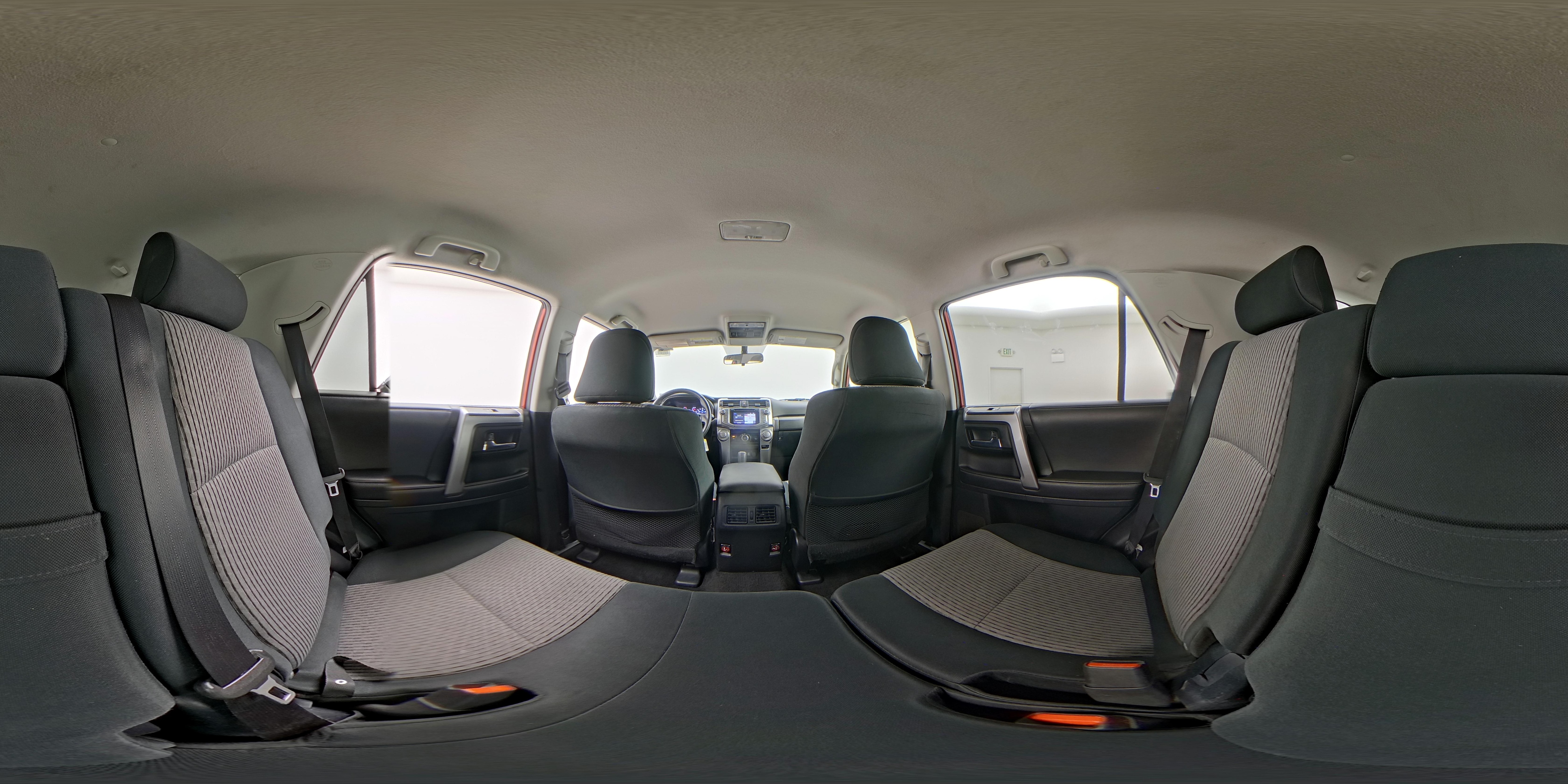 2017 Toyota 4Runner SR5 - Photo 28