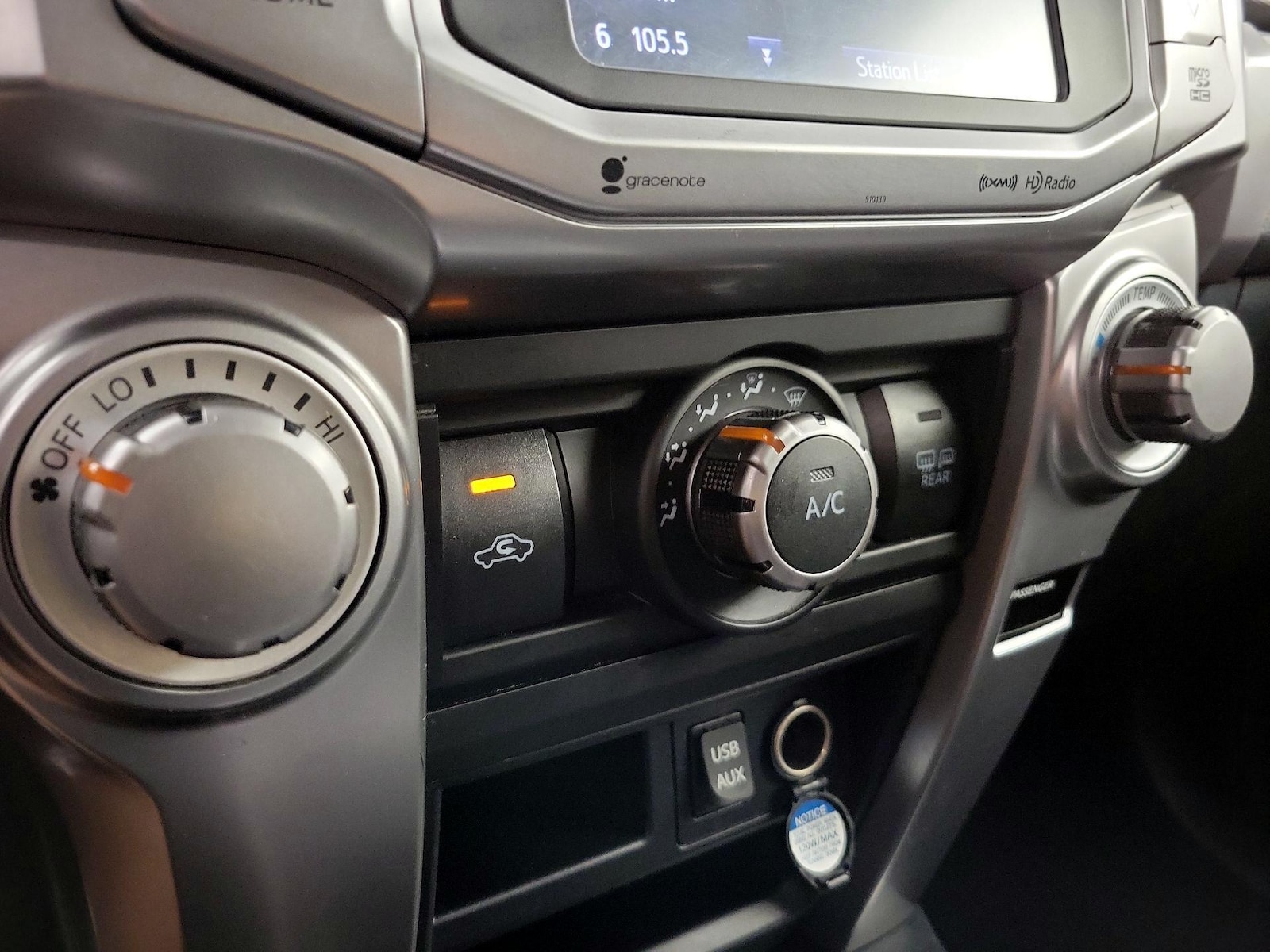 2017 Toyota 4Runner SR5 - Photo 18