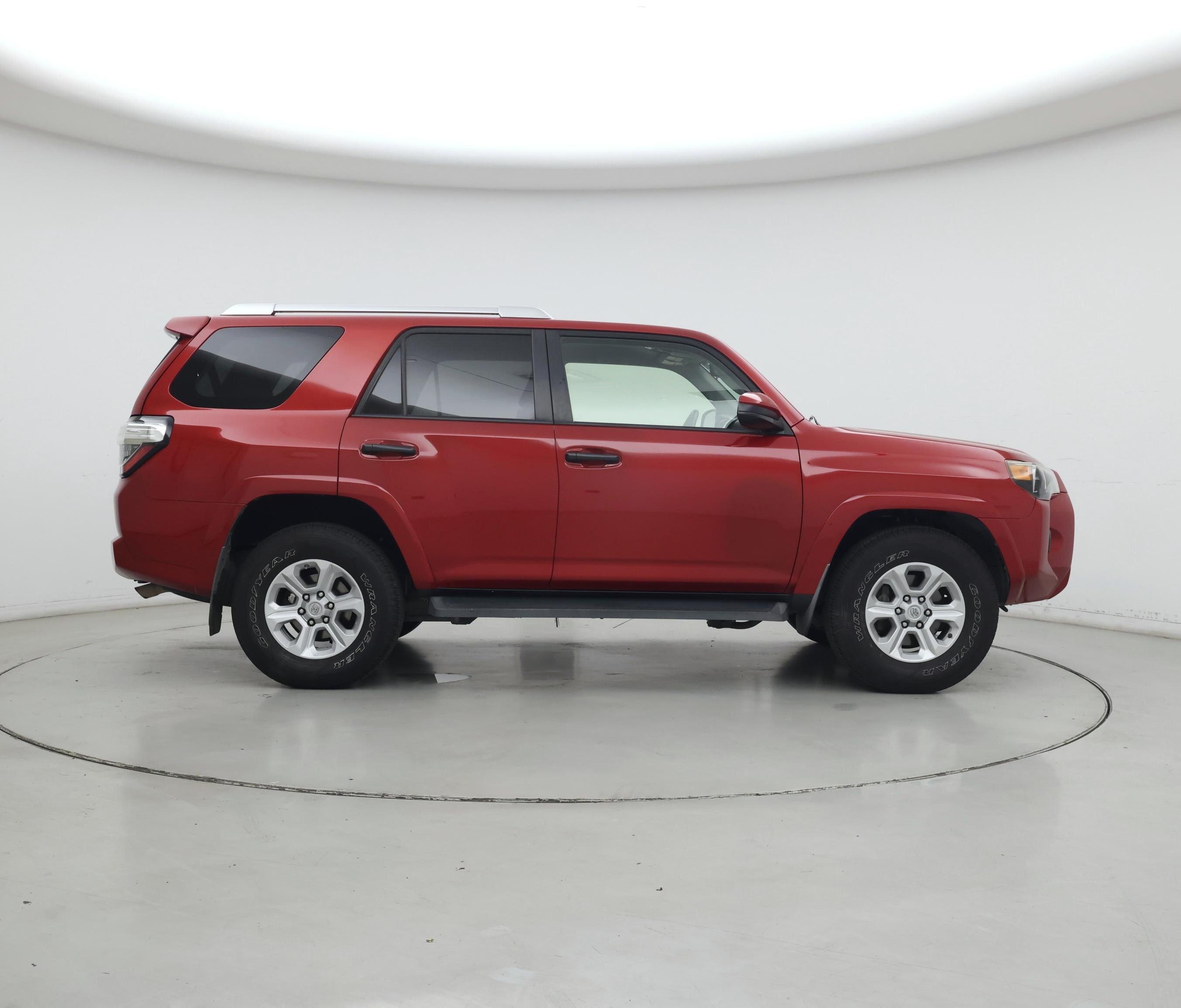 Thumbnail: 2017 Toyota 4Runner - 7