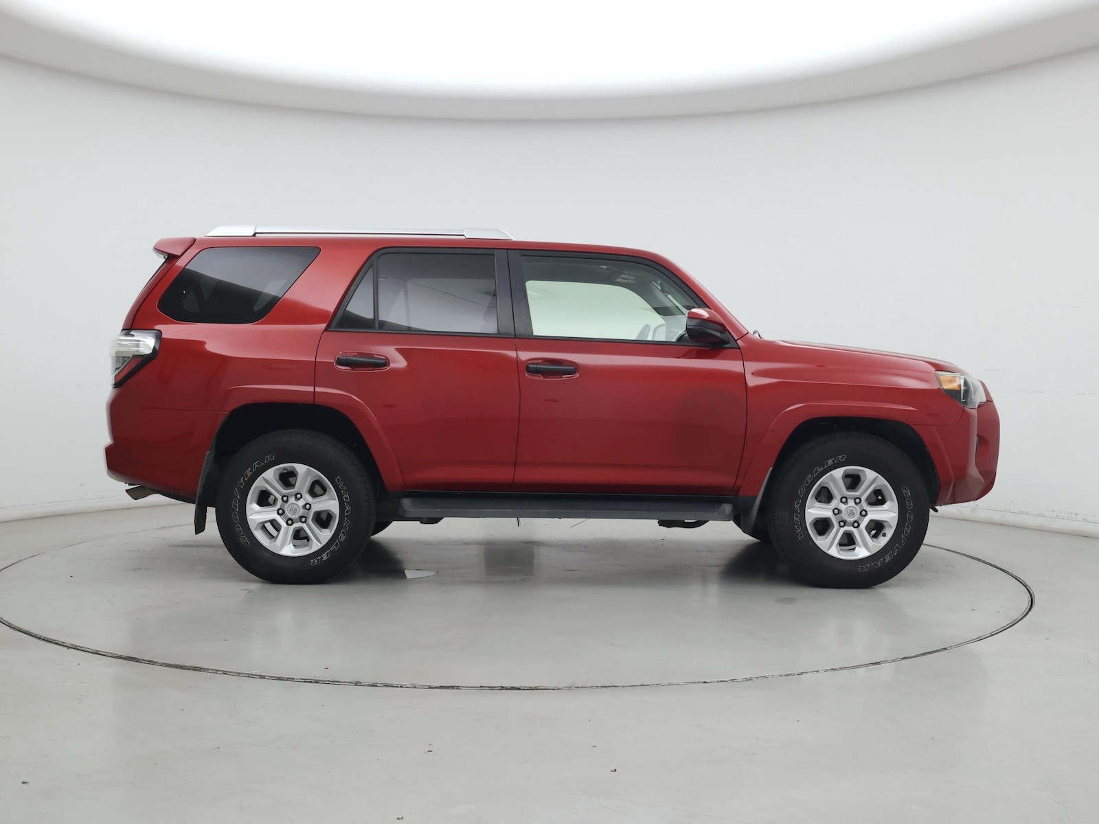 2017 Toyota 4Runner SR5 - Photo 8