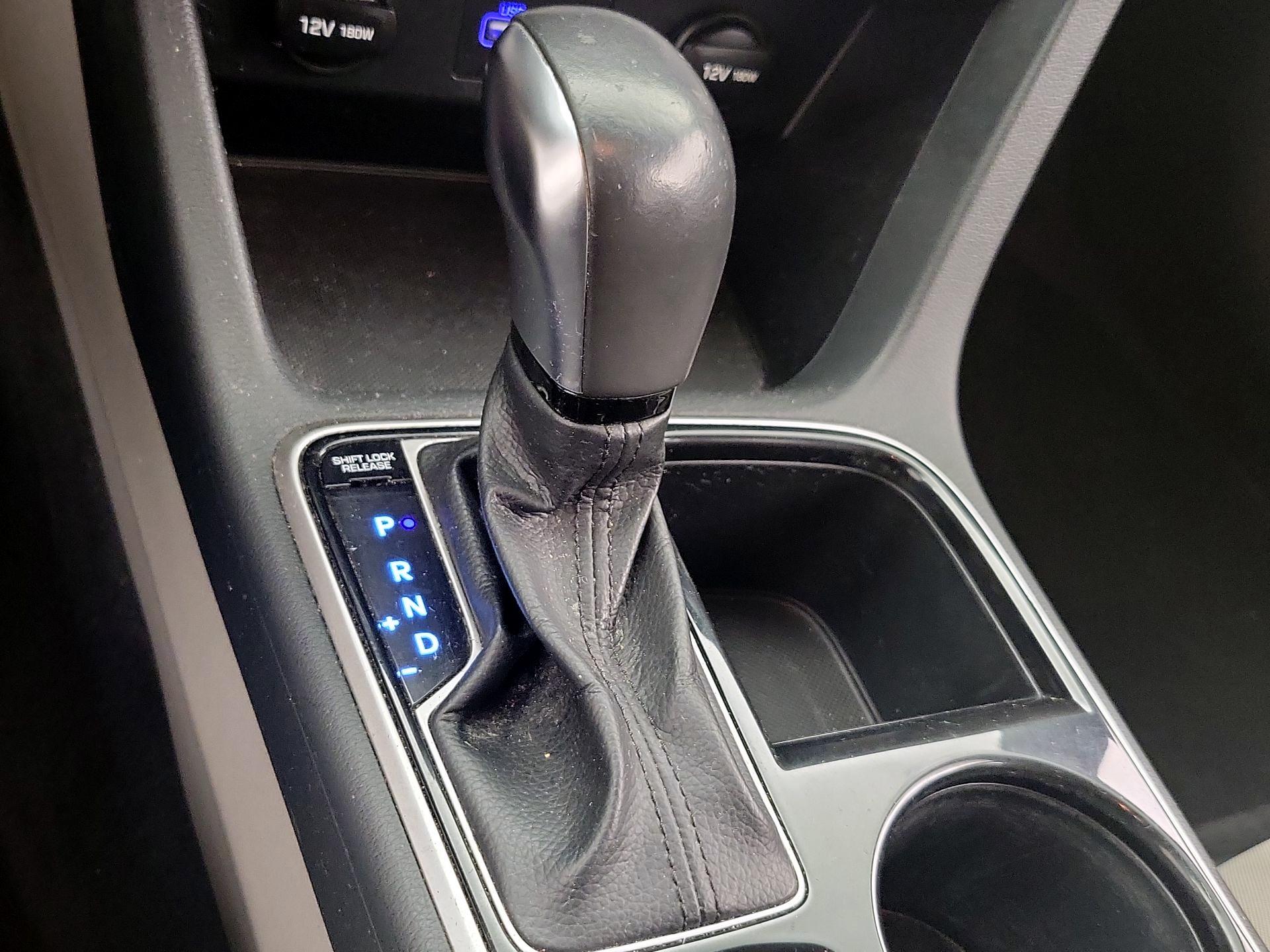 Thumbnail: 2018 Hyundai Sonata - 17