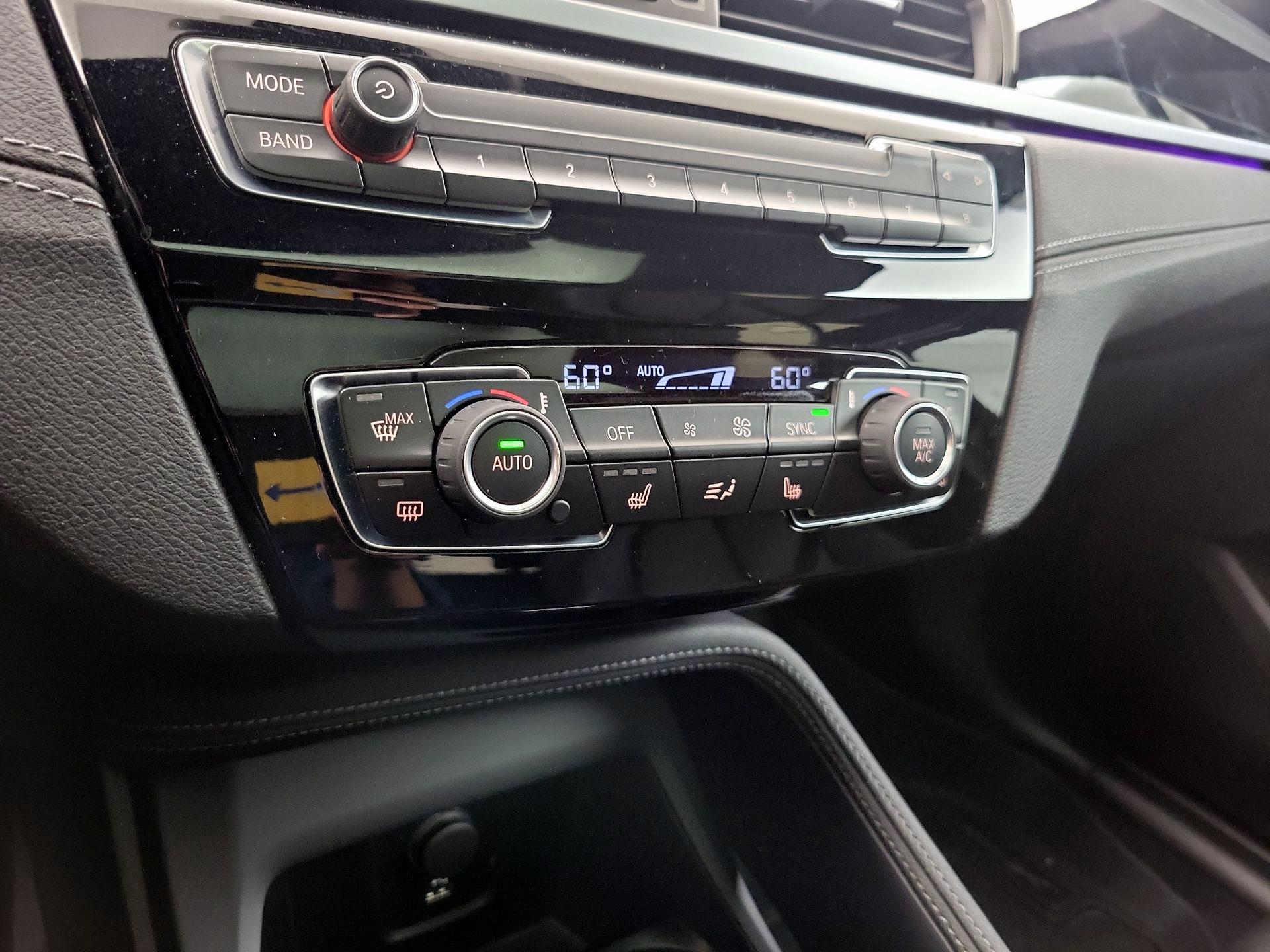 Thumbnail: 2020 BMW X1 - 17