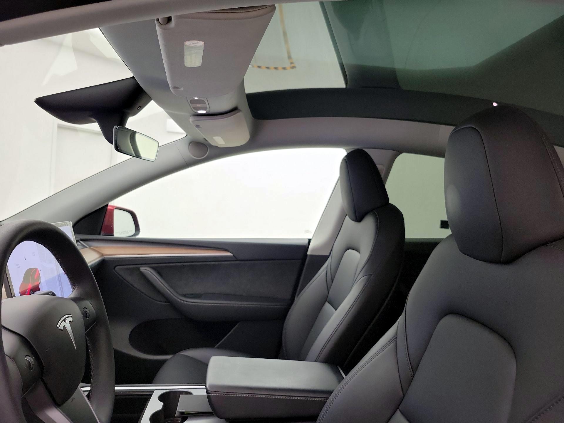 Thumbnail: 2024 Tesla Model Y - 18