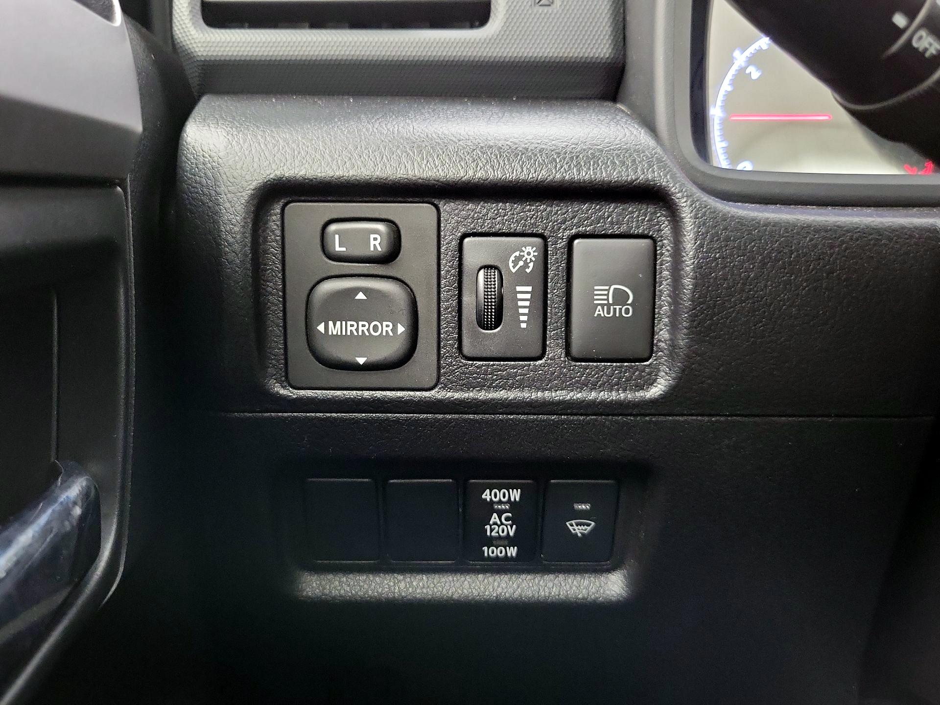 Thumbnail: 2022 Toyota 4Runner - 13