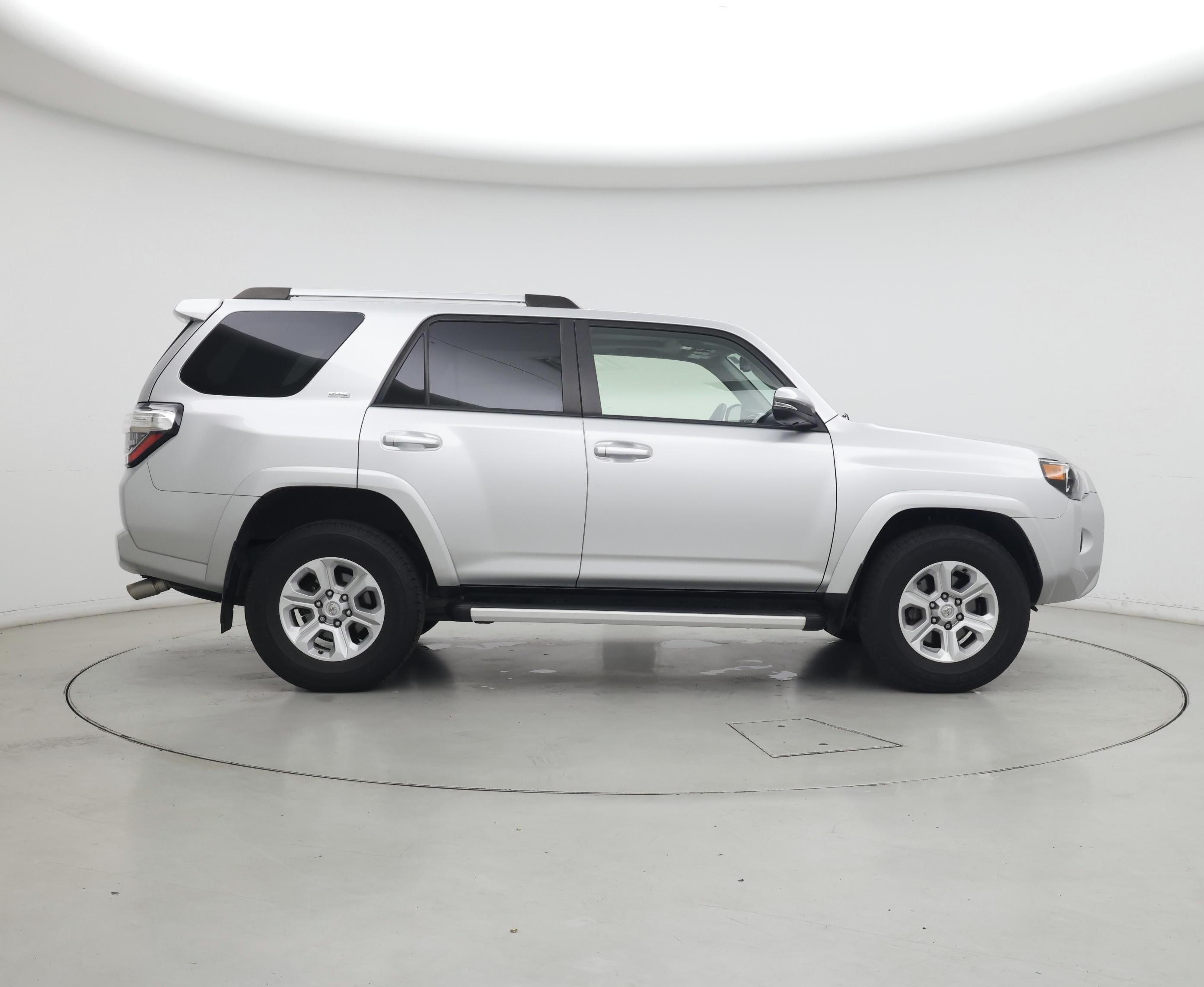 Thumbnail: 2022 Toyota 4Runner - 7