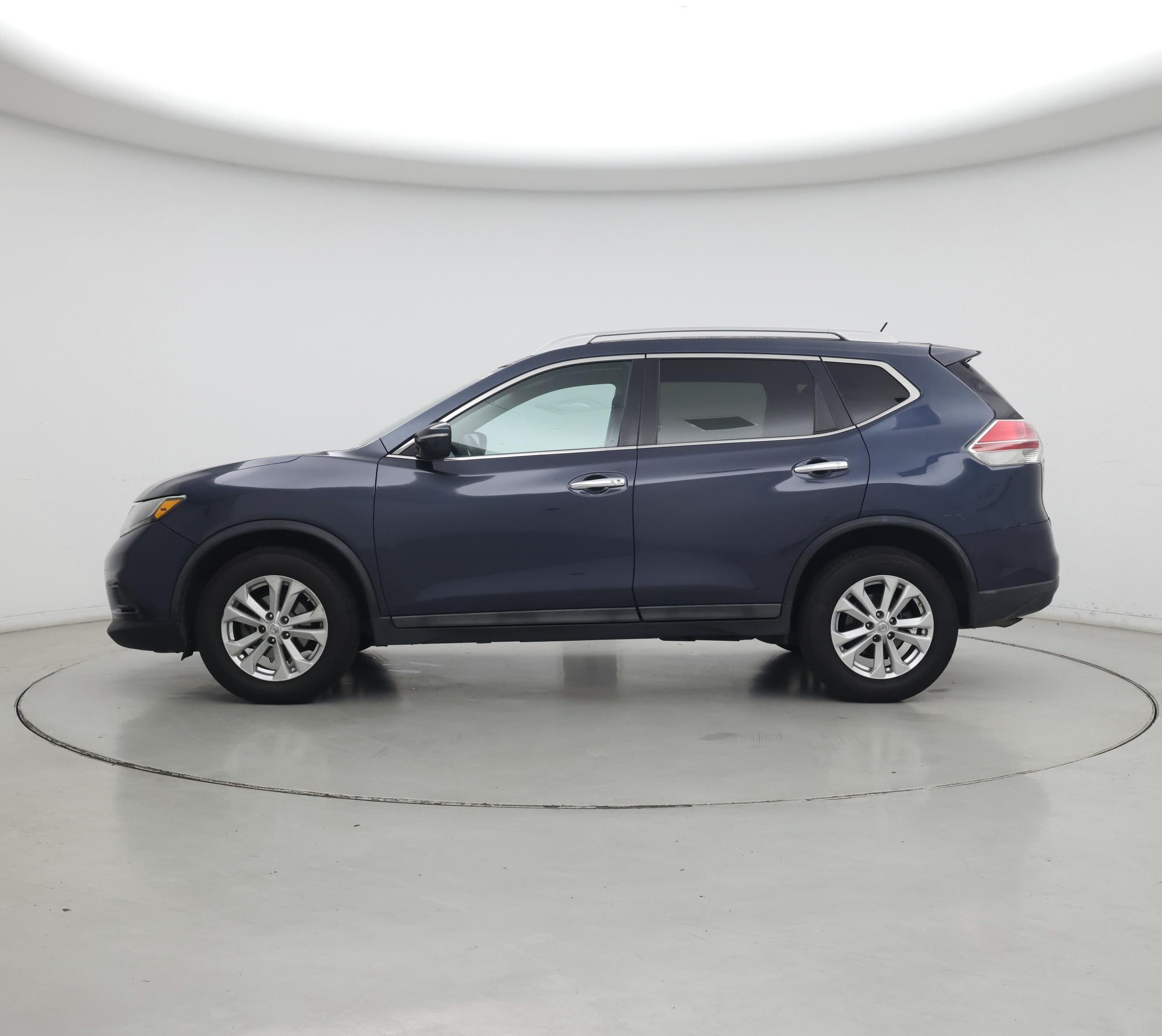 Thumbnail: 2015 Nissan Rogue - 3