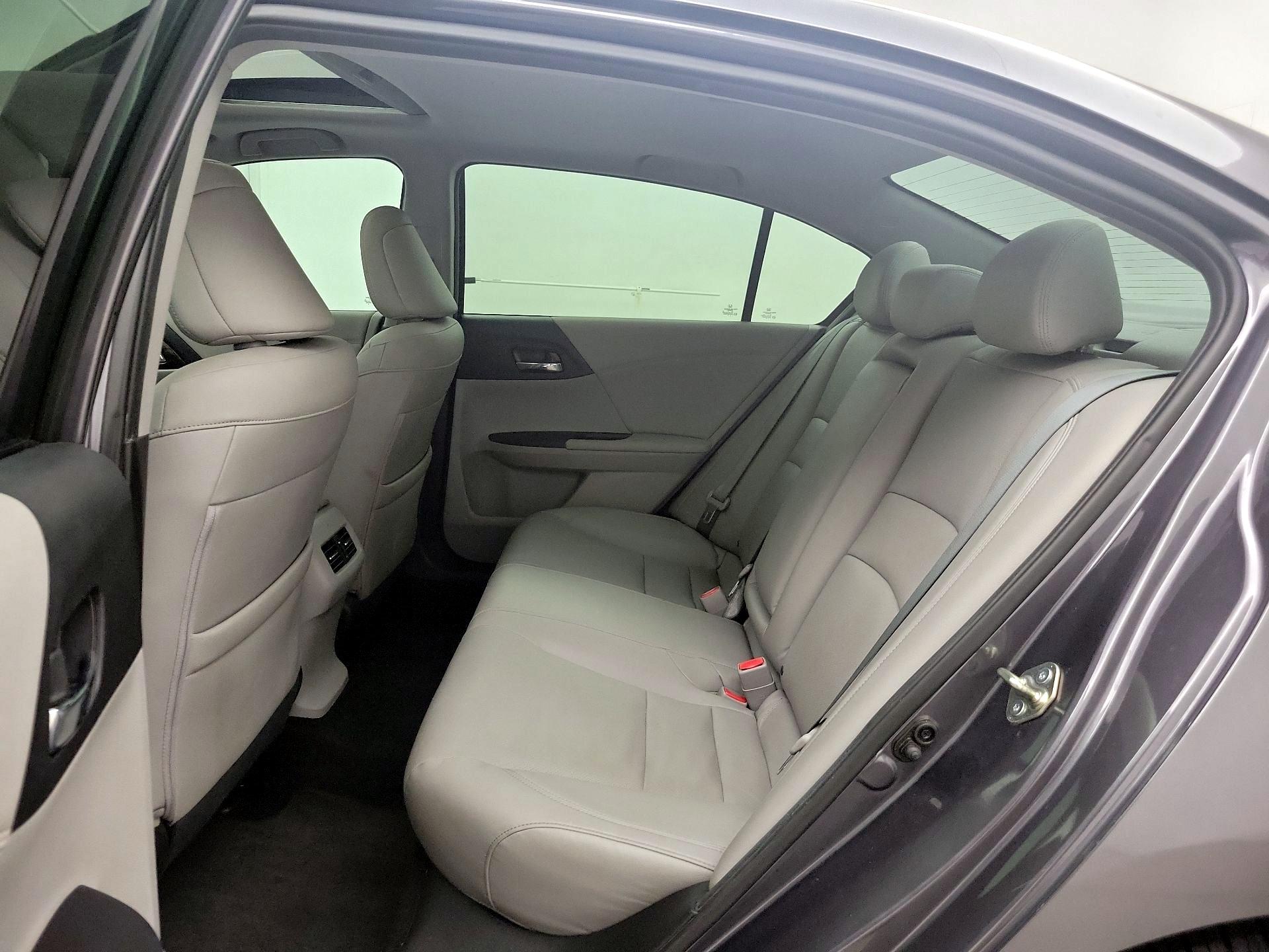 Thumbnail: 2017 Honda Accord - 20