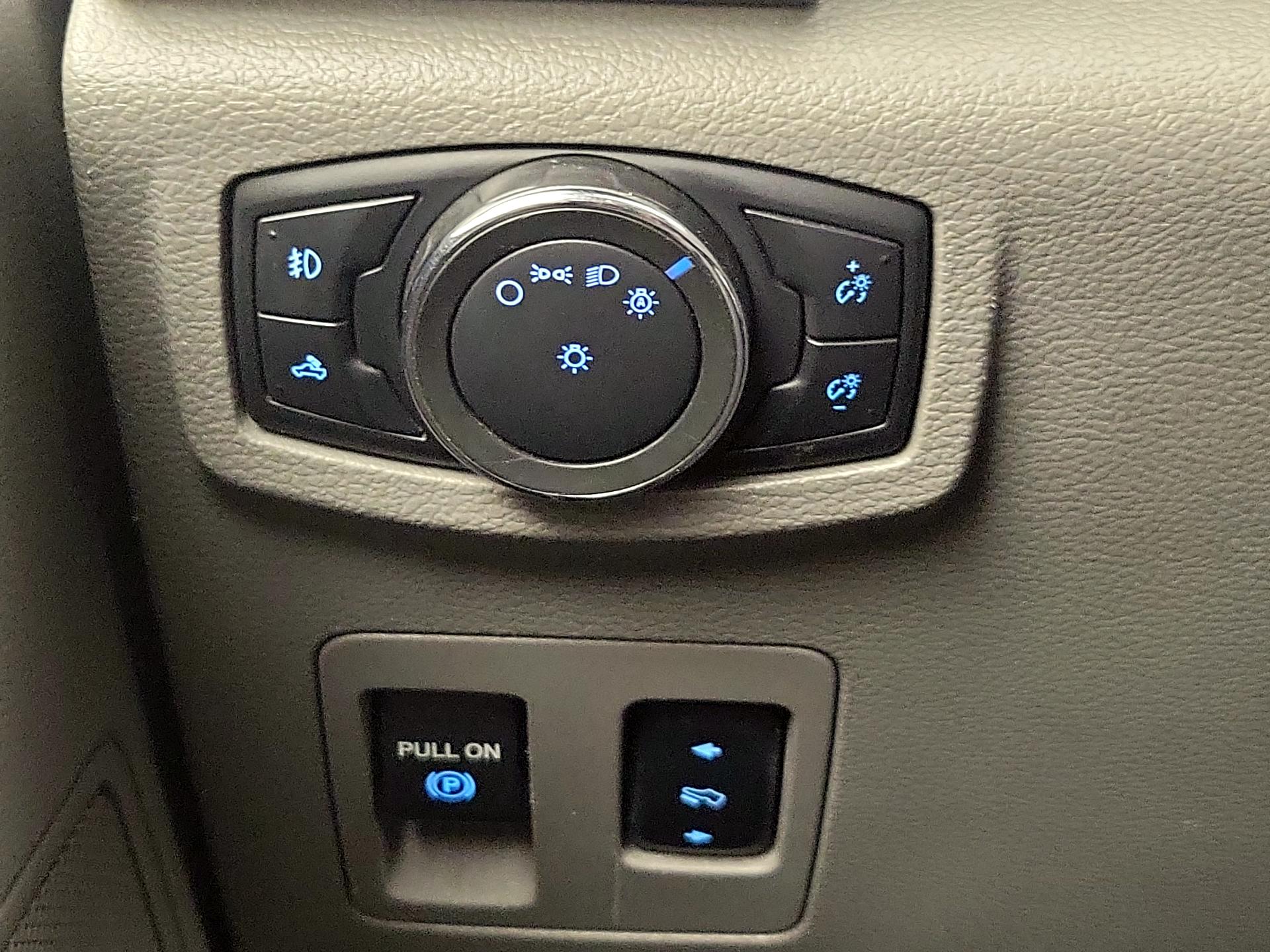Thumbnail: 2015 Ford F-150 - 13