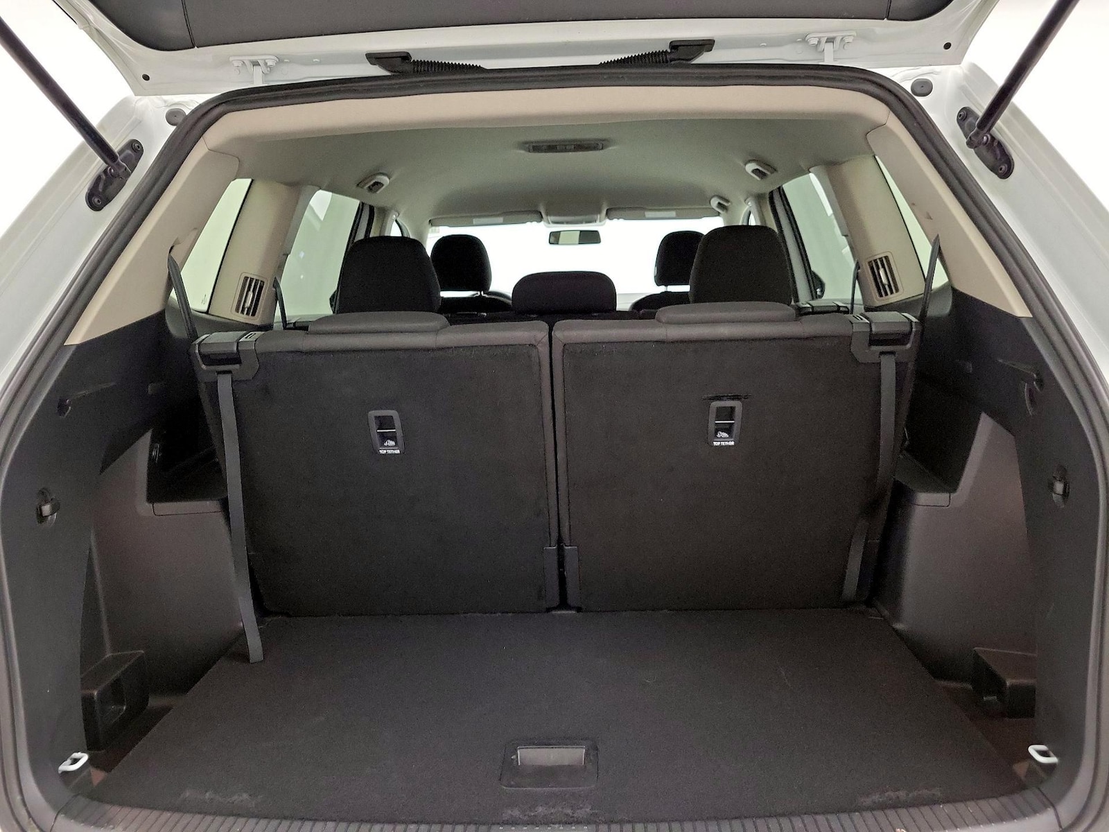 2018 Volkswagen Atlas S - Photo 22