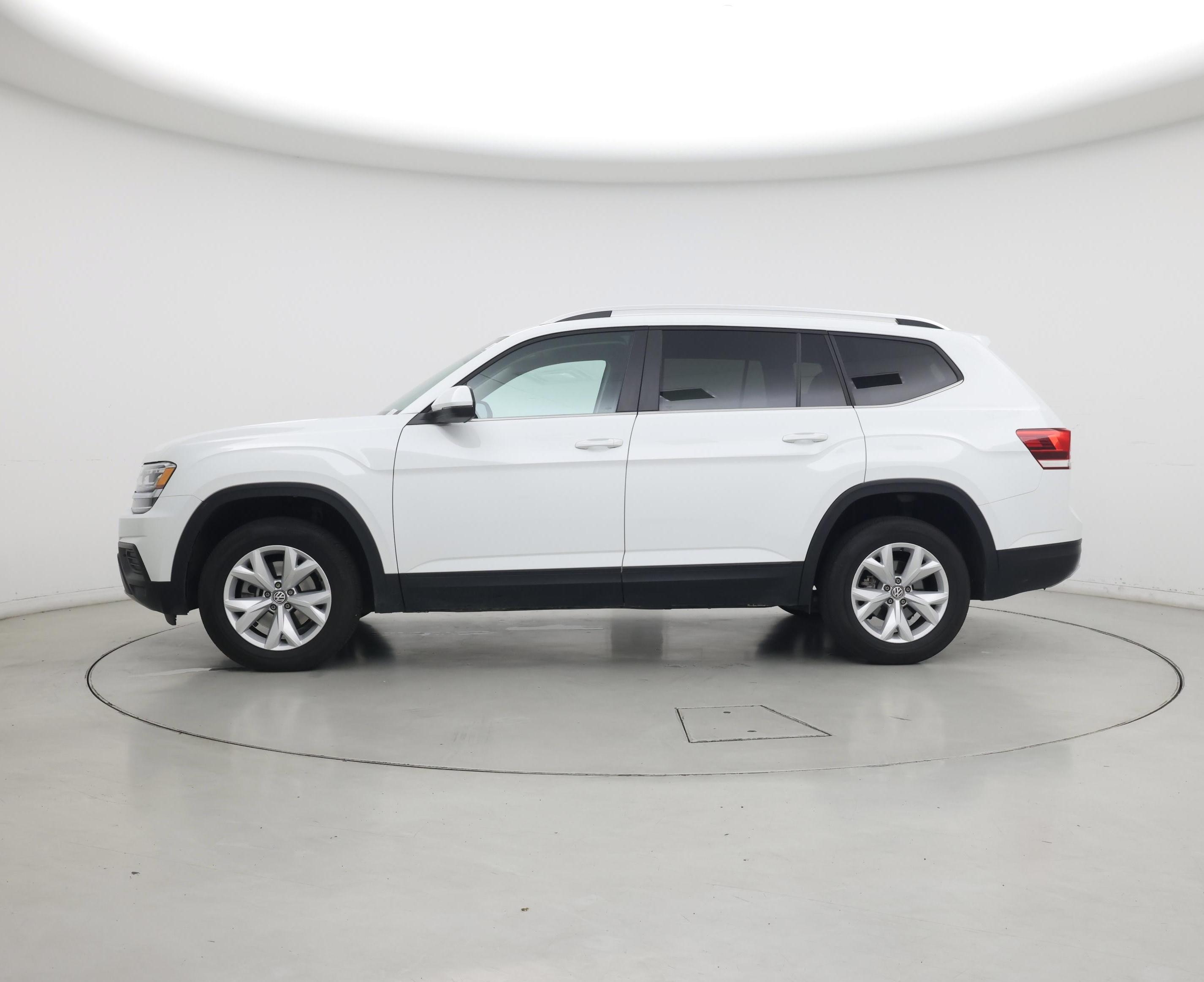 Thumbnail: 2018 Volkswagen Atlas - 3