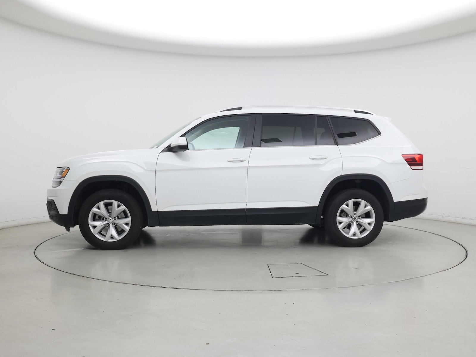 2018 Volkswagen Atlas S - Photo 4