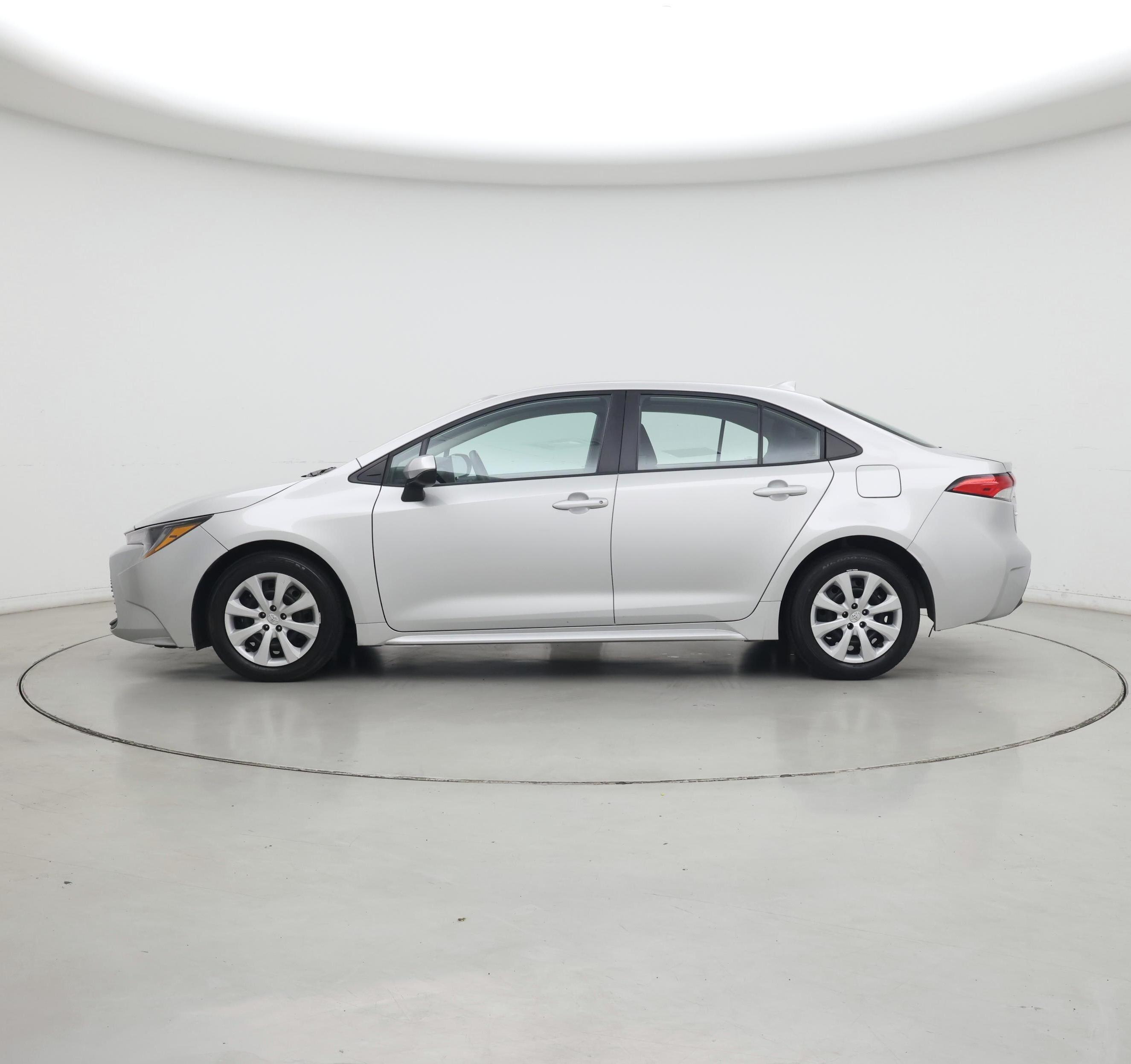 Thumbnail: 2024 Toyota Corolla - 3