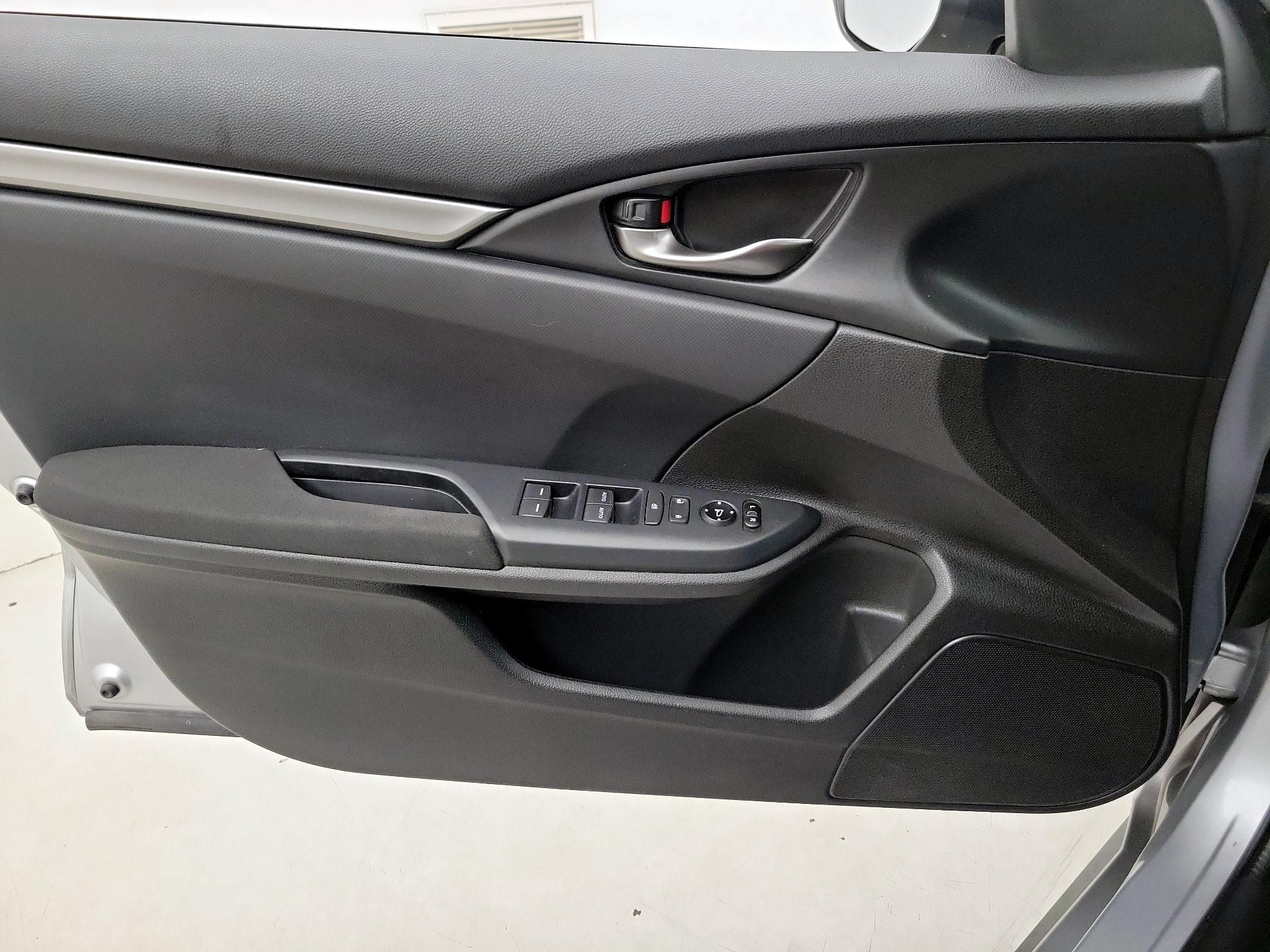 Thumbnail: 2019 Honda Civic - 12