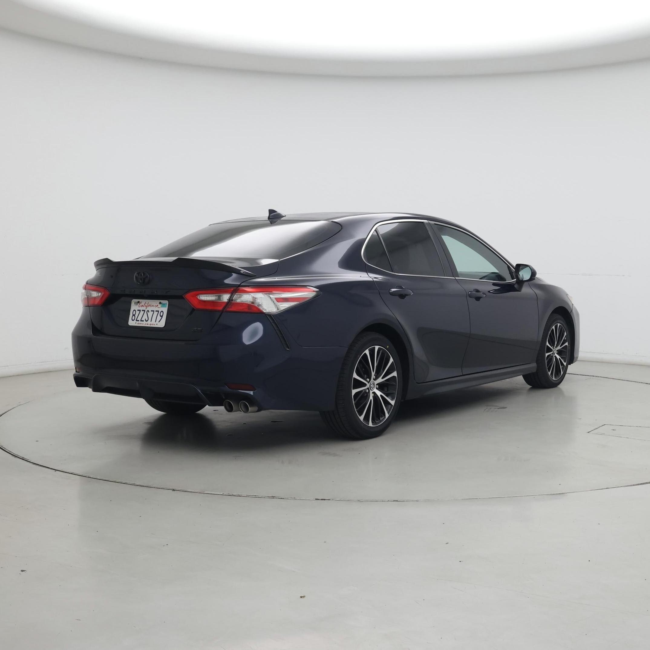 Thumbnail: 2019 Toyota Camry - 8