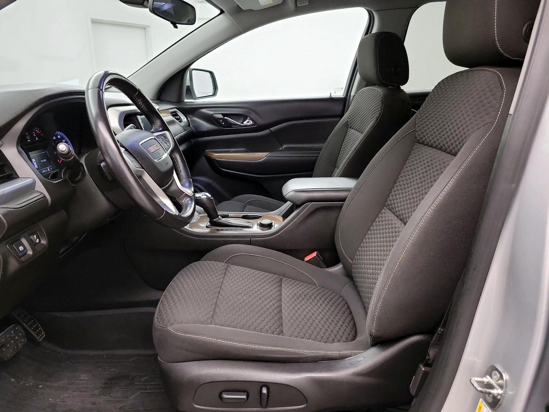 Thumbnail: 2017 GMC Acadia - 11