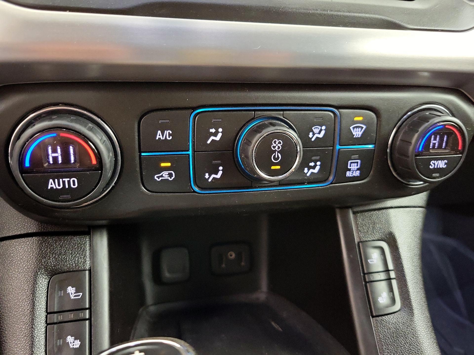 Thumbnail: 2017 GMC Acadia - 16