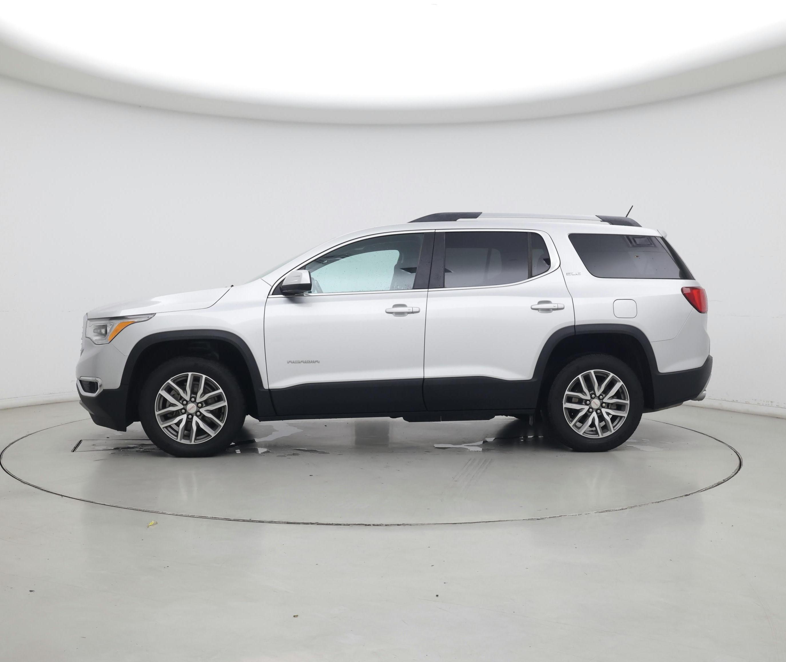 Thumbnail: 2017 GMC Acadia - 3
