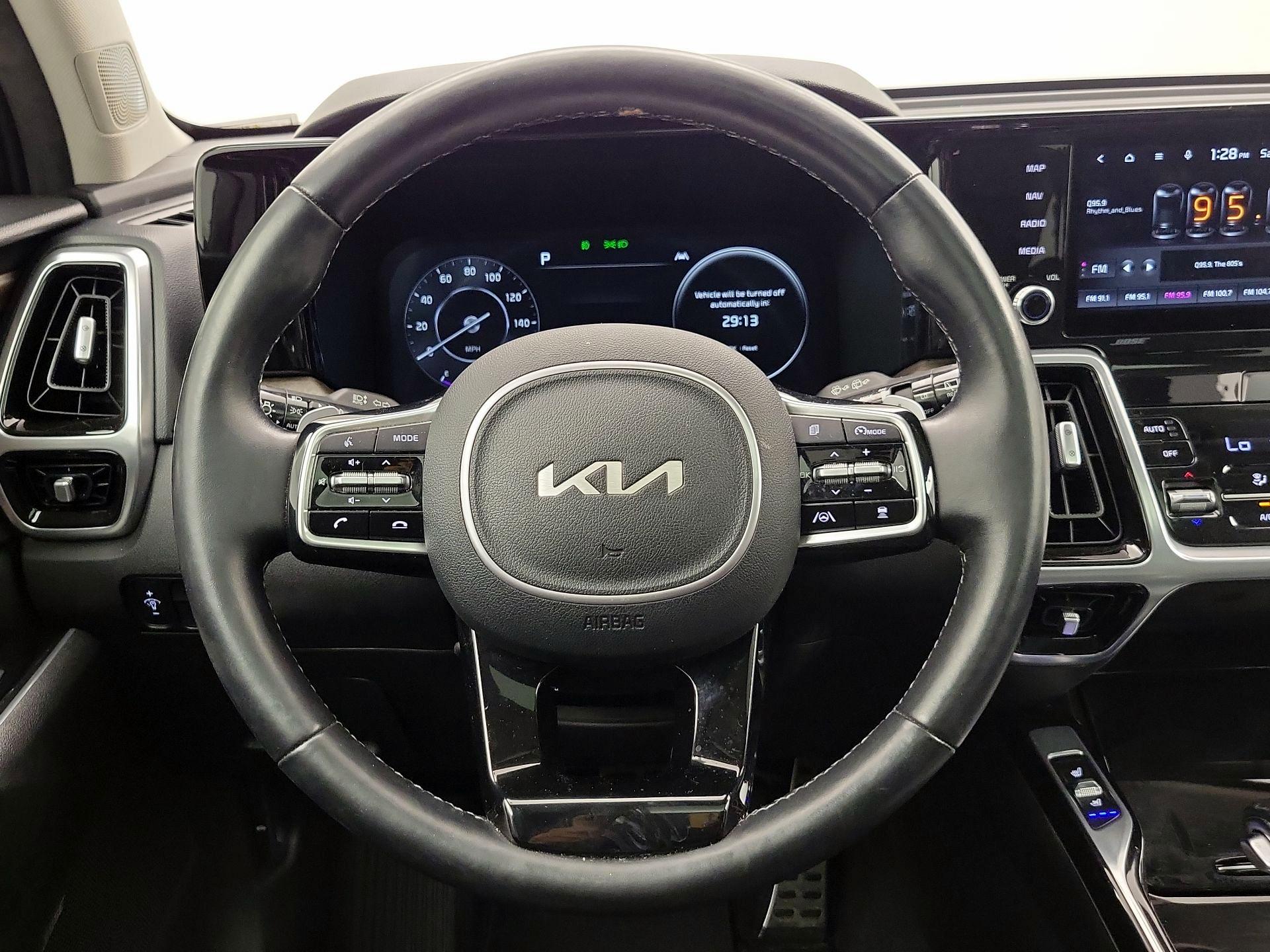Thumbnail: 2022 Kia Sorento - 10