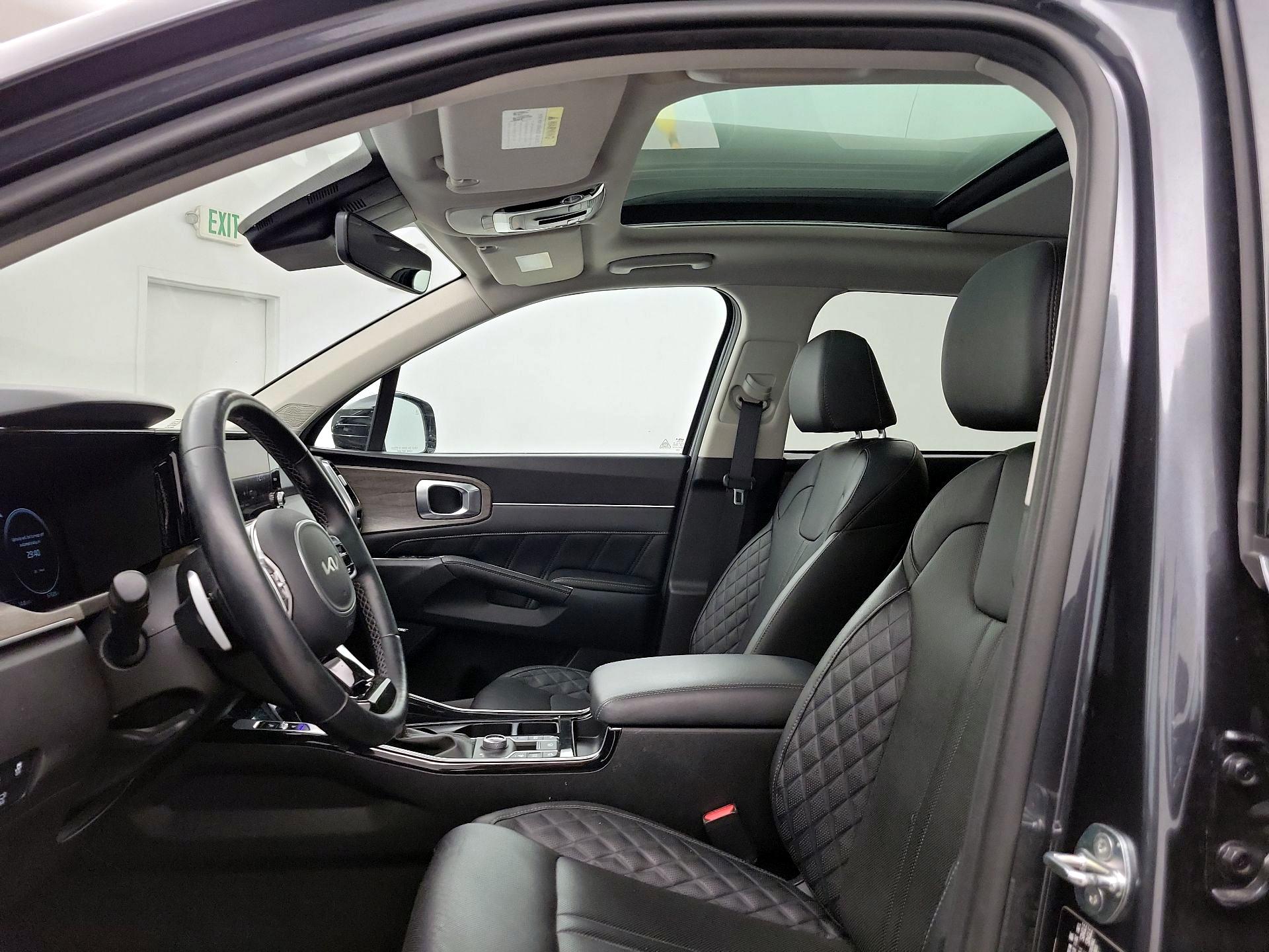 Thumbnail: 2022 Kia Sorento - 20