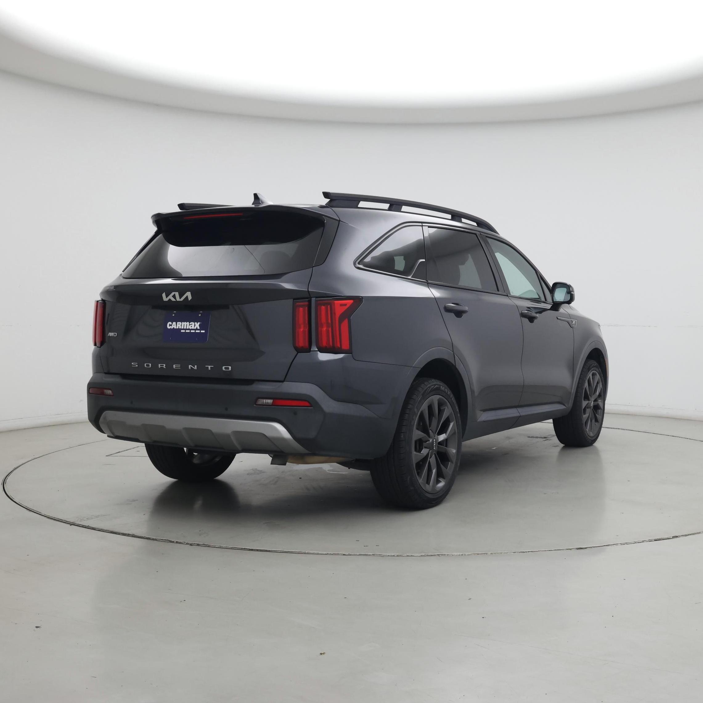 Thumbnail: 2022 Kia Sorento - 8