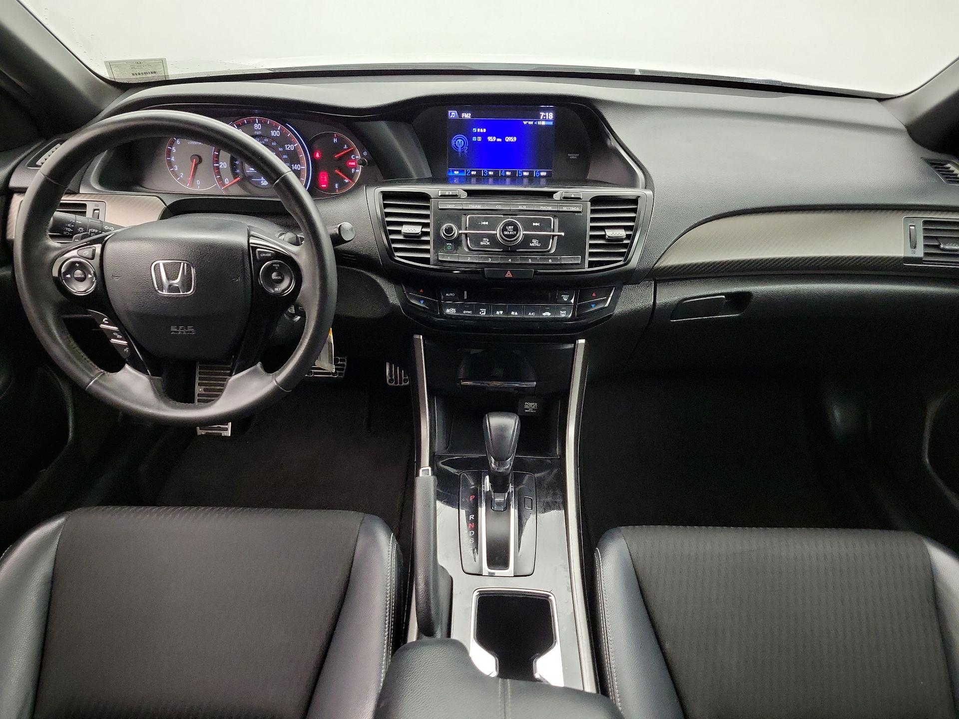 Thumbnail: 2017 Honda Accord - 9