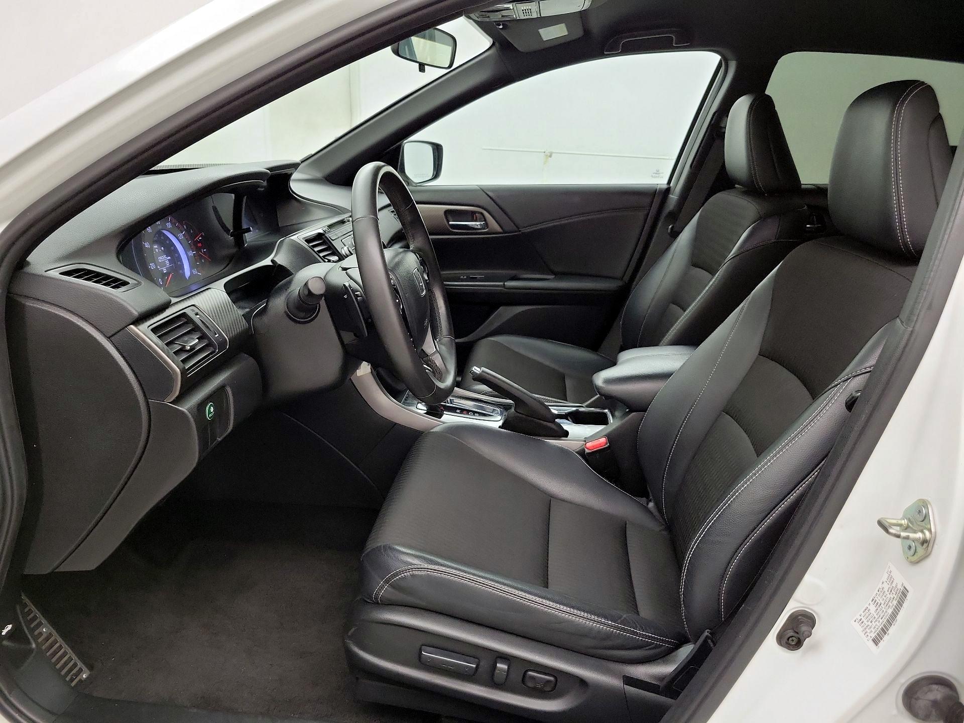 Thumbnail: 2017 Honda Accord - 11