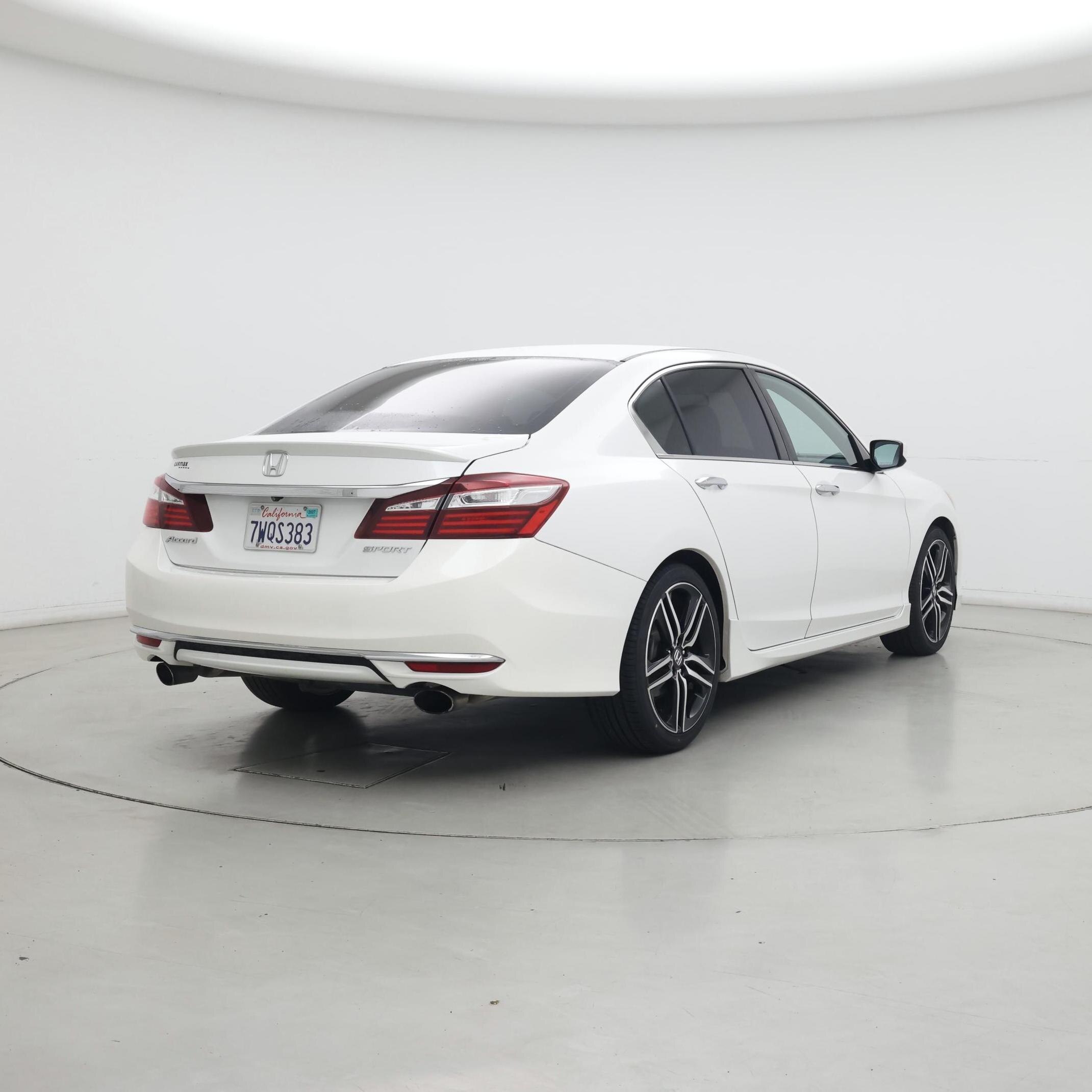 Thumbnail: 2017 Honda Accord - 8
