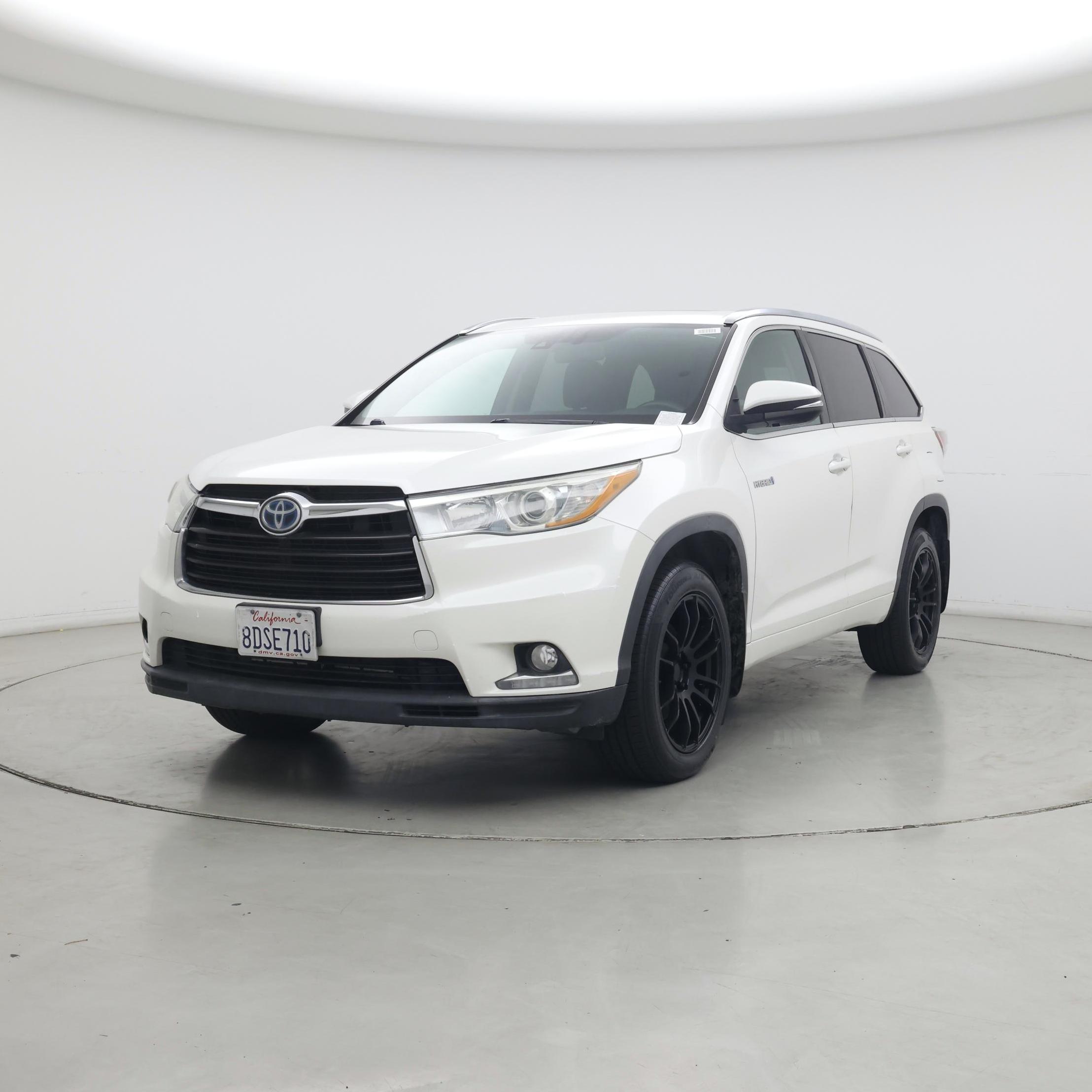 Thumbnail: 2015 Toyota Highlander - 4