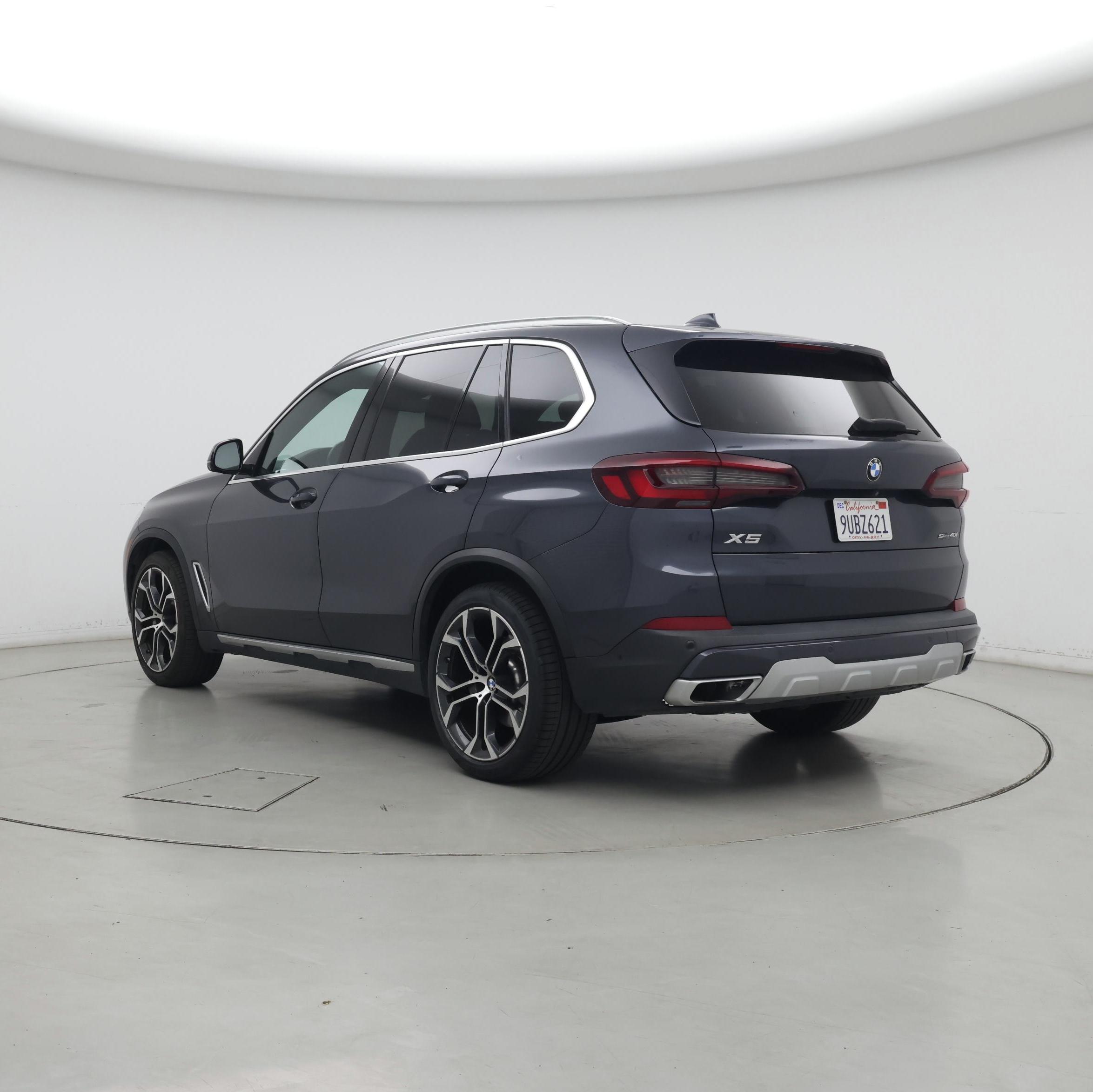 Thumbnail: 2022 BMW X5 - 2